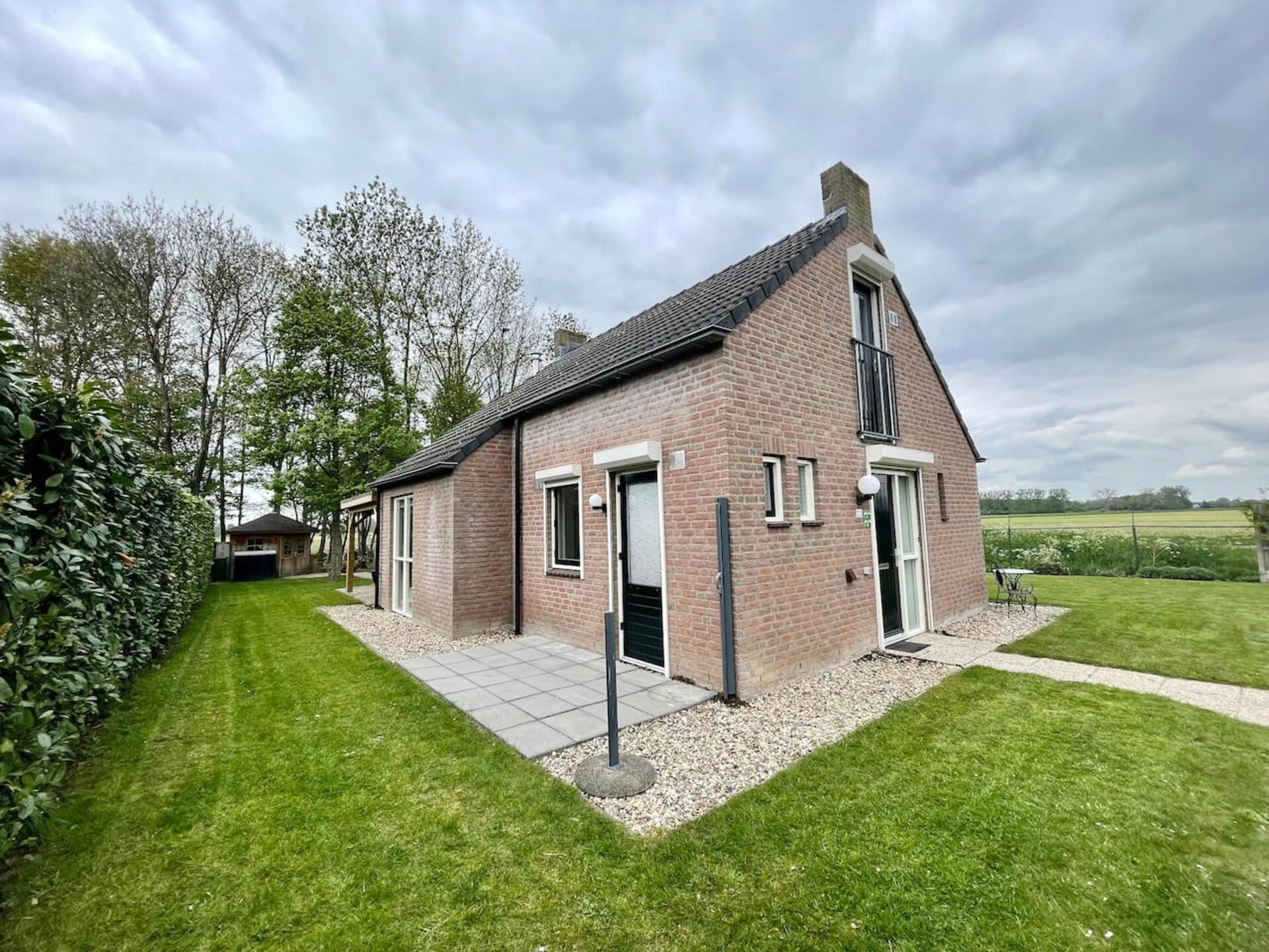 Vrijstaande bosbungalow voor 6 personen in het hart van het Land van Maas en Waal - foto 18