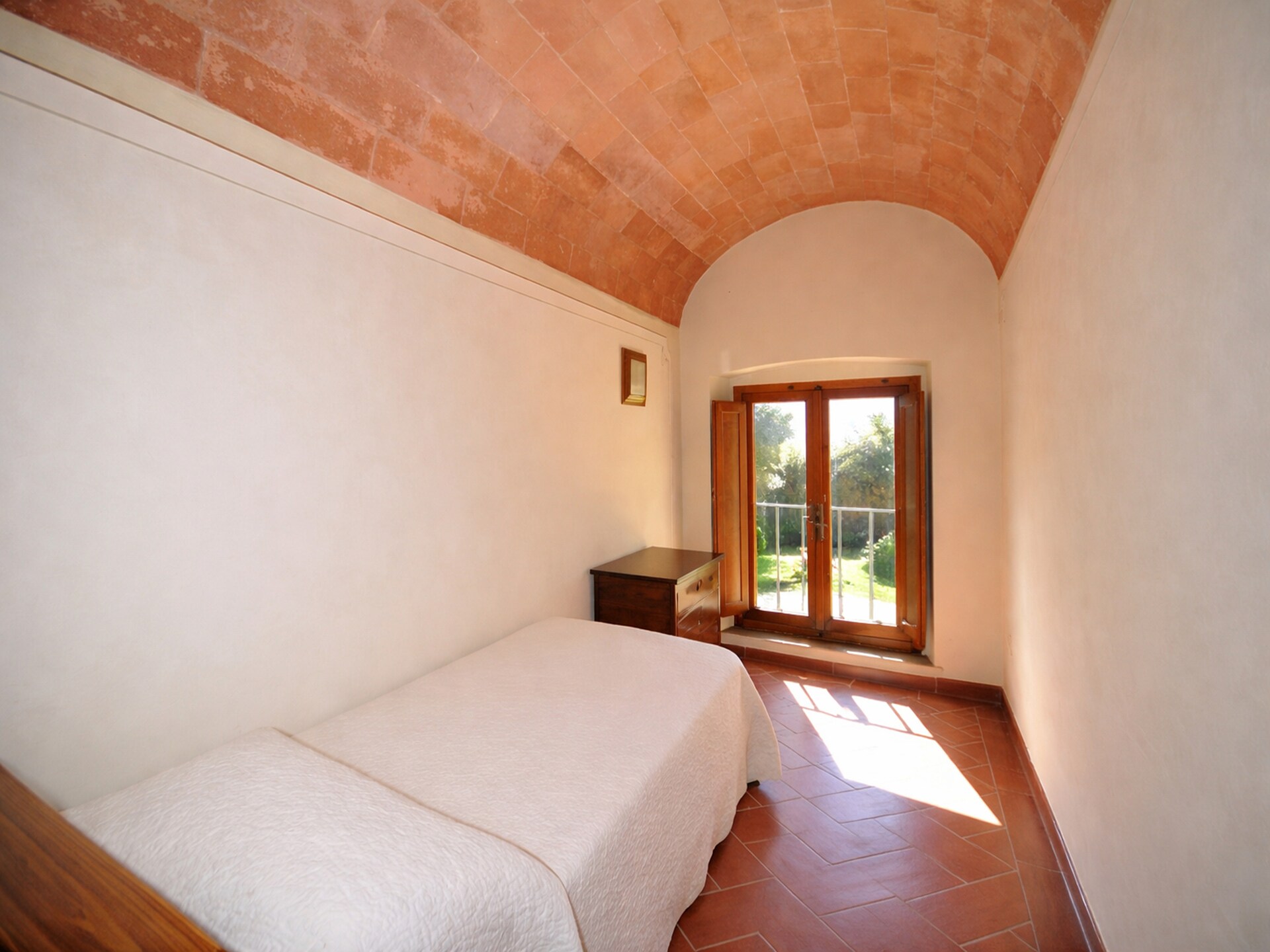 Ruim appartement in Toscaanse heuvels bij Volterra met zwembad en uitzicht - foto 10