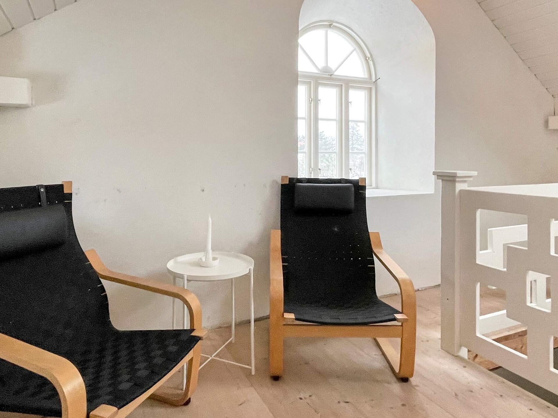 Authentiek vakantiehuis op Öland: slapen in een 19e-eeuwse stenen schuur met zwembad - foto 24
