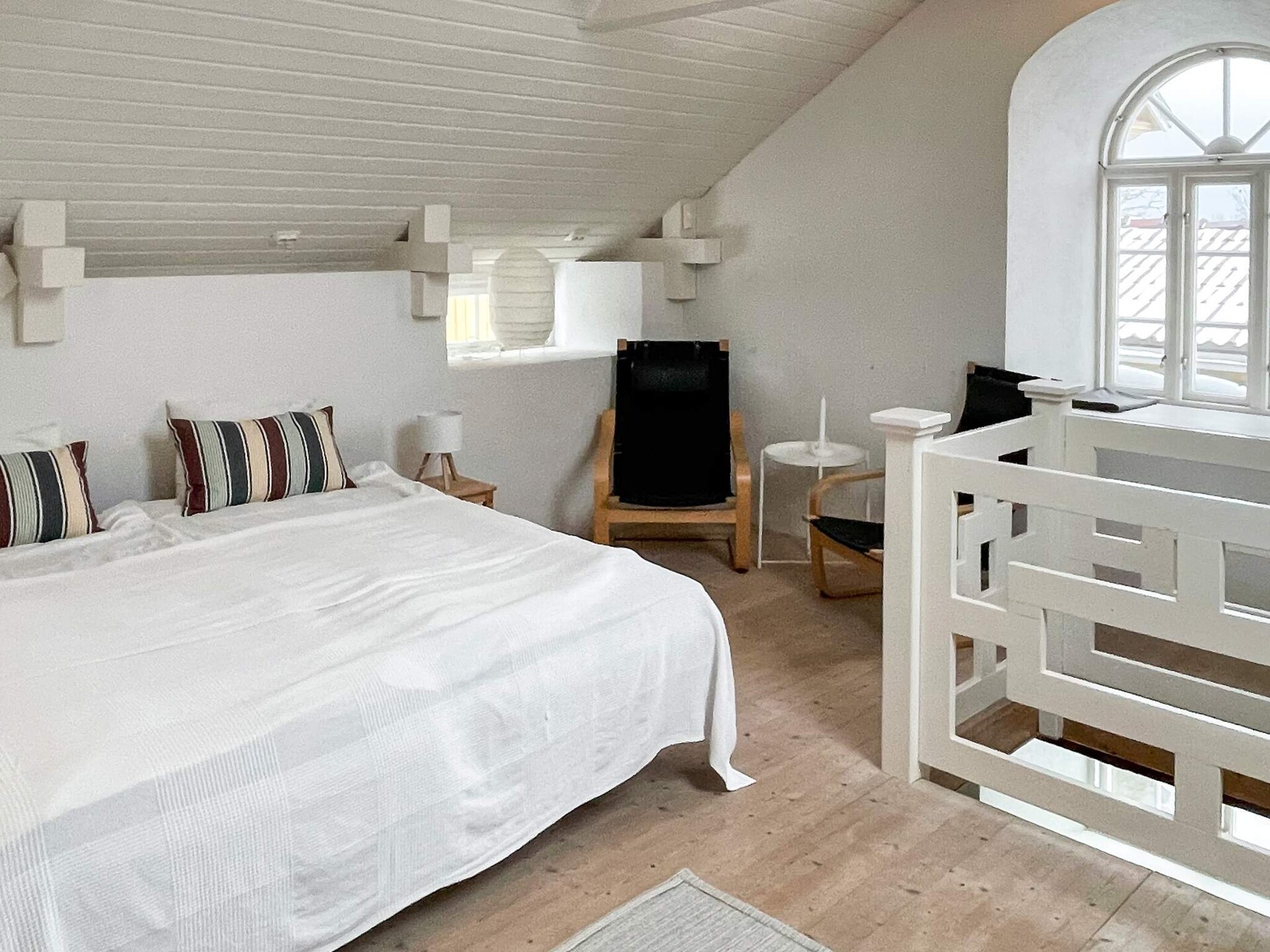Authentiek vakantiehuis op Öland: slapen in een 19e-eeuwse stenen schuur met zwembad - foto 31