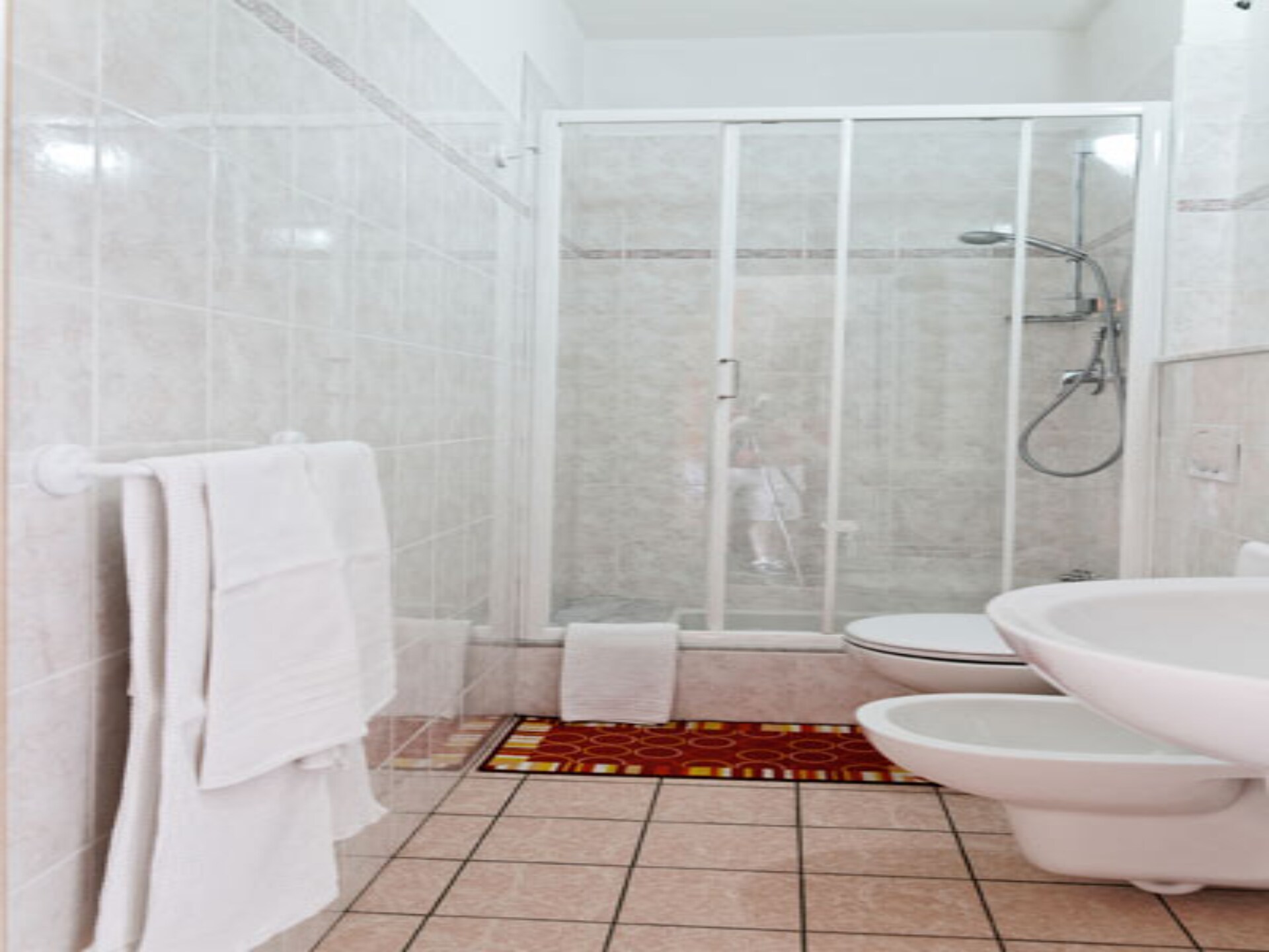 Modern appartement aan golfbaan met zwembad, nabij Alassio - foto 13