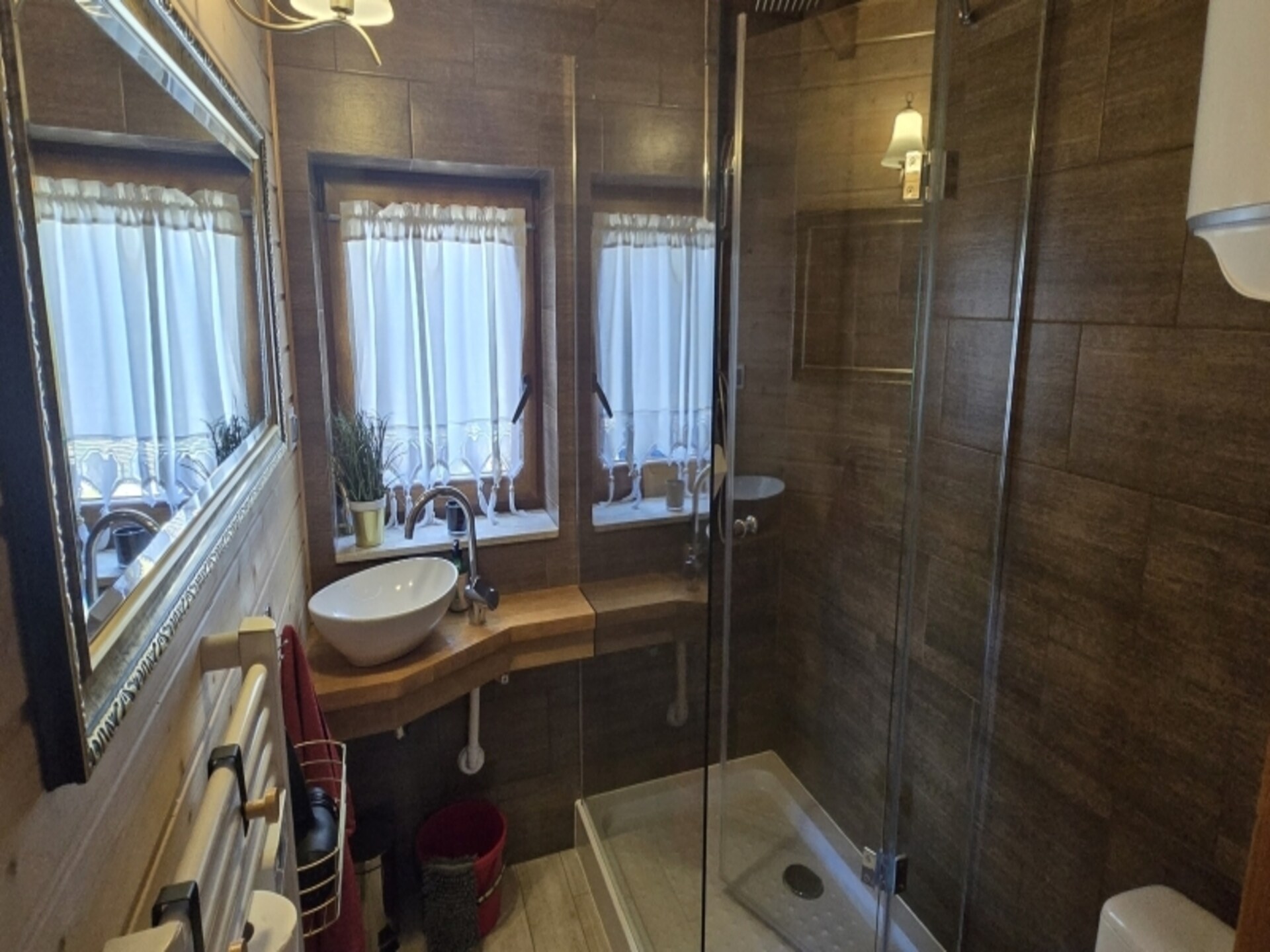 4-persoons vakantiehuis in Balachy met wellness en eigen vijver - foto 12