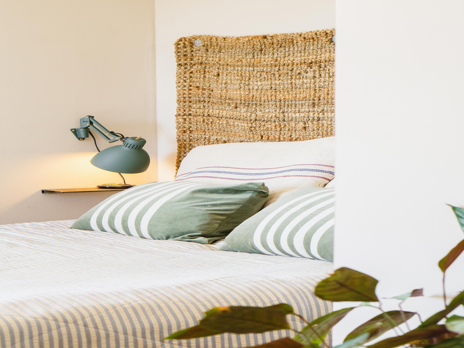 Unieke design containerwoning met zwembad en zeezicht bij Sitges - foto 11