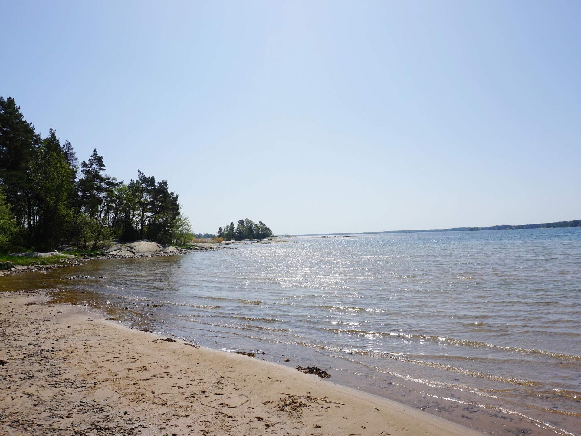 Vrijstaand vakantiehuis aan golfbaan, 200m van zee op Väddö - foto 9