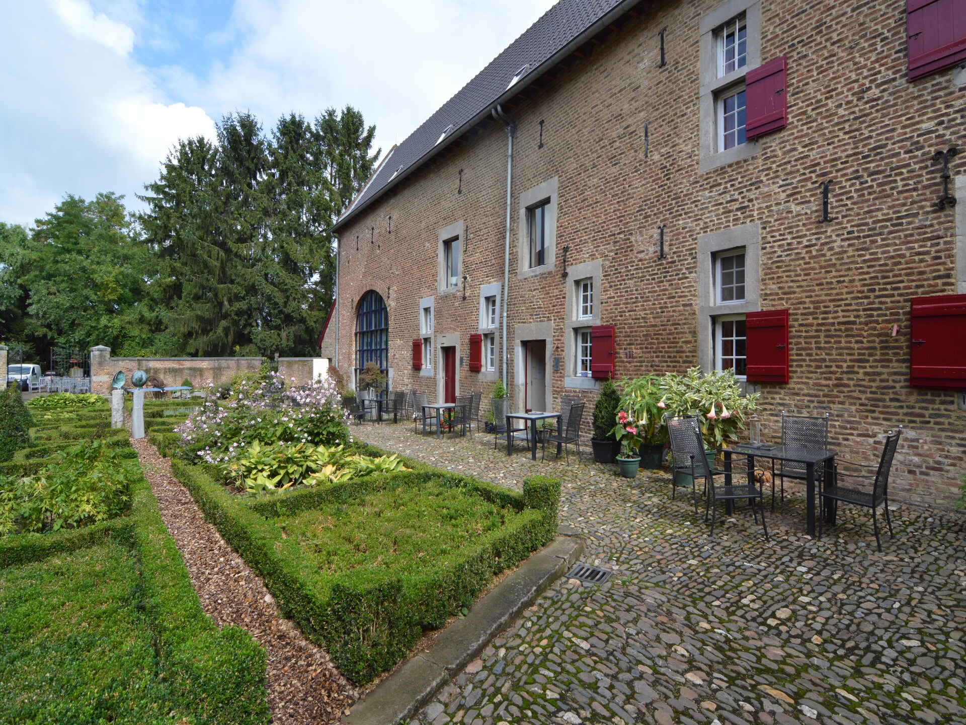 Vrijstaand vakantiehuis Mesch-Eijsden met tuin, bos en golfbaan - foto 5