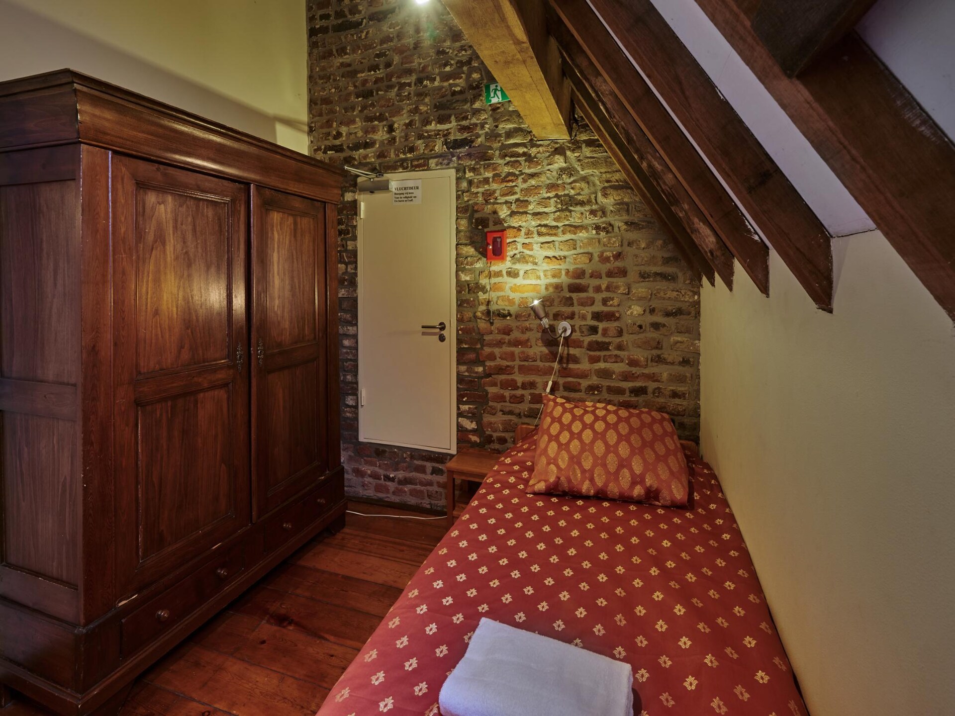 Vrijstaand vakantiehuis Mesch-Eijsden met tuin, bos en golfbaan - foto 15