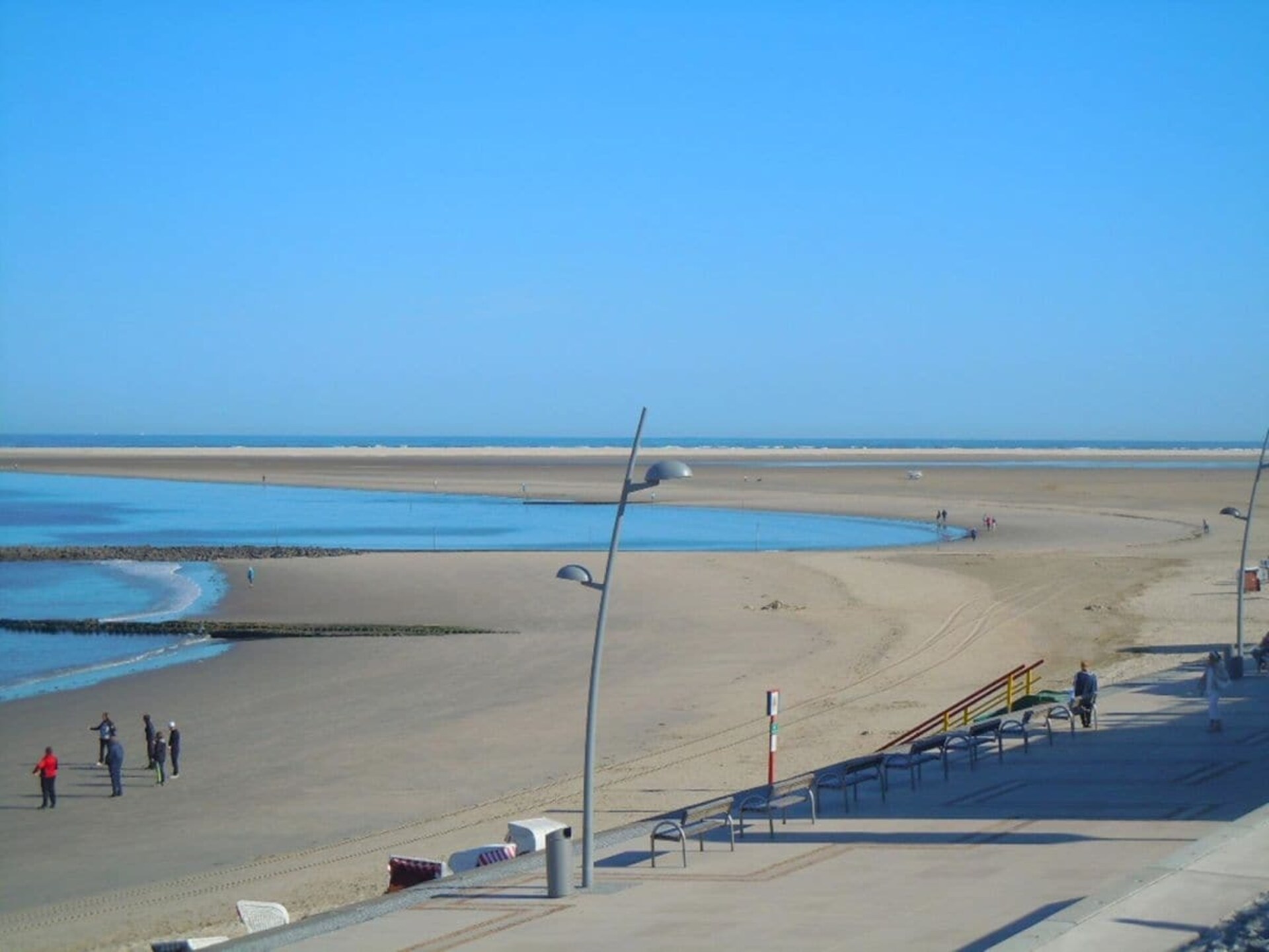 Knus appartement met overdekt balkon en zeezicht in het hart van Borkum - foto 25