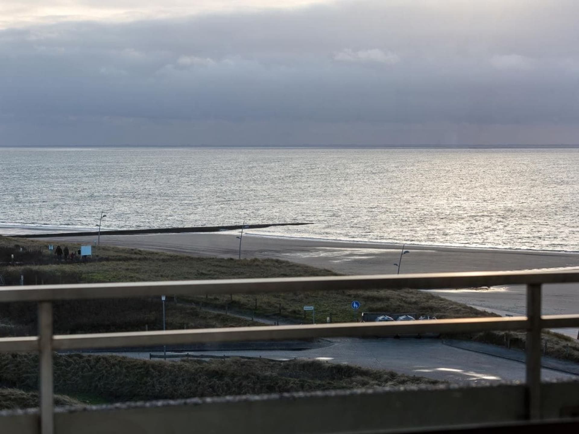 Appartement 83 II Borkum: Zeezicht vanHAUS SEEBLICK direct aan het strand - foto 3