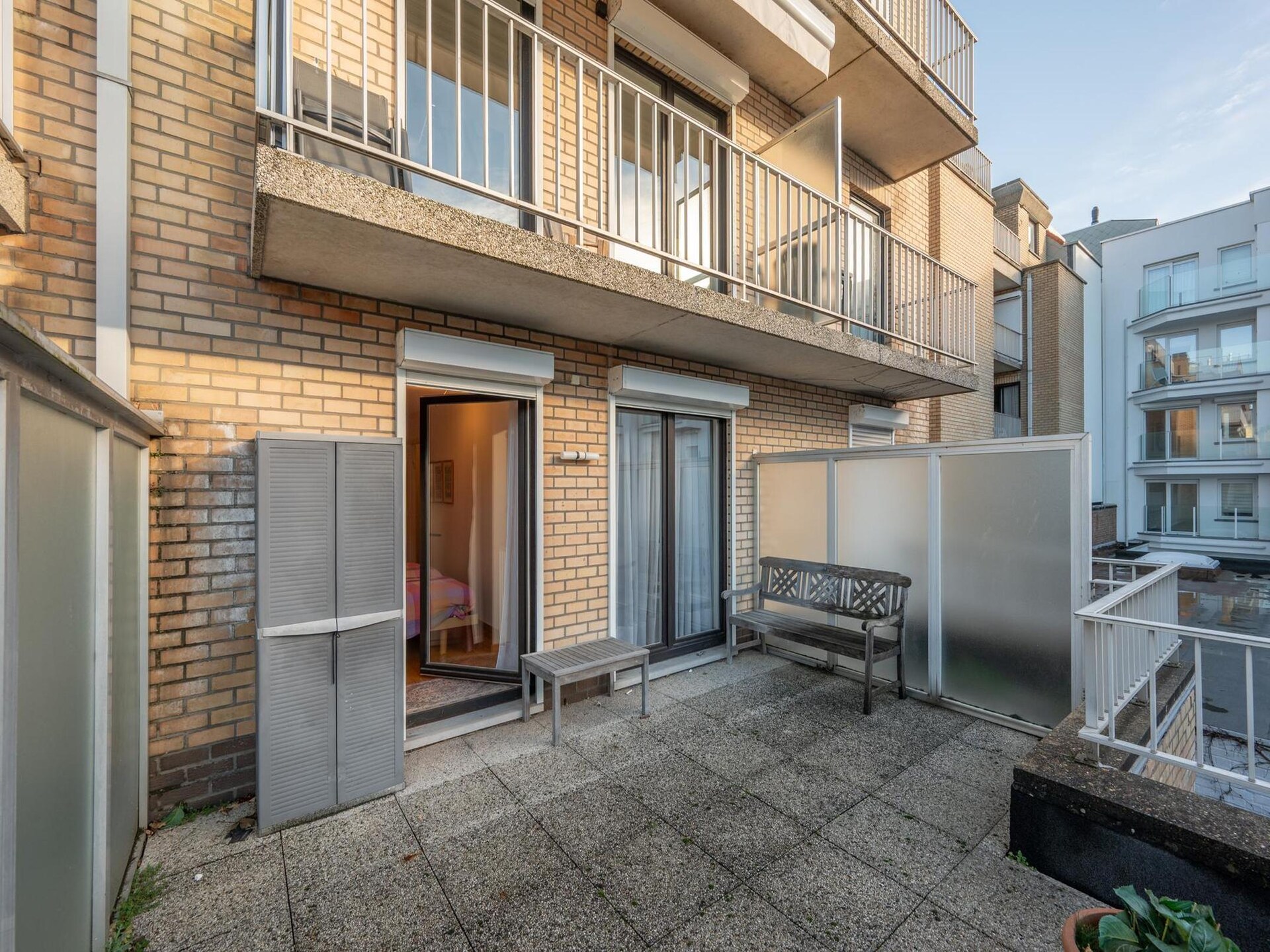 Licht appartement met 2 slaapkamers en panoramisch zeezicht in Oostende - foto 38