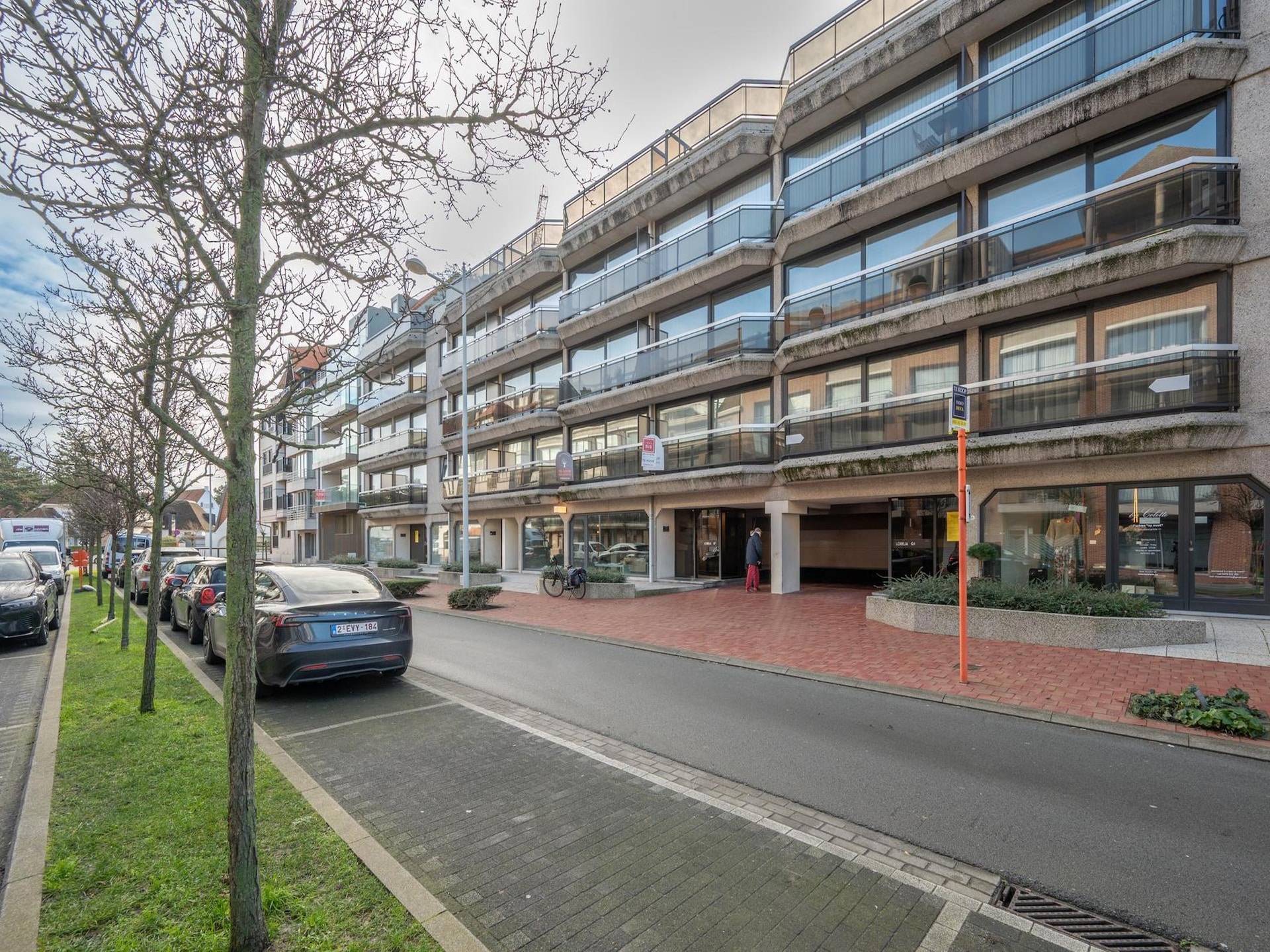 Licht appartement met 2 slaapkamers en panoramisch zeezicht in Oostende - foto 26