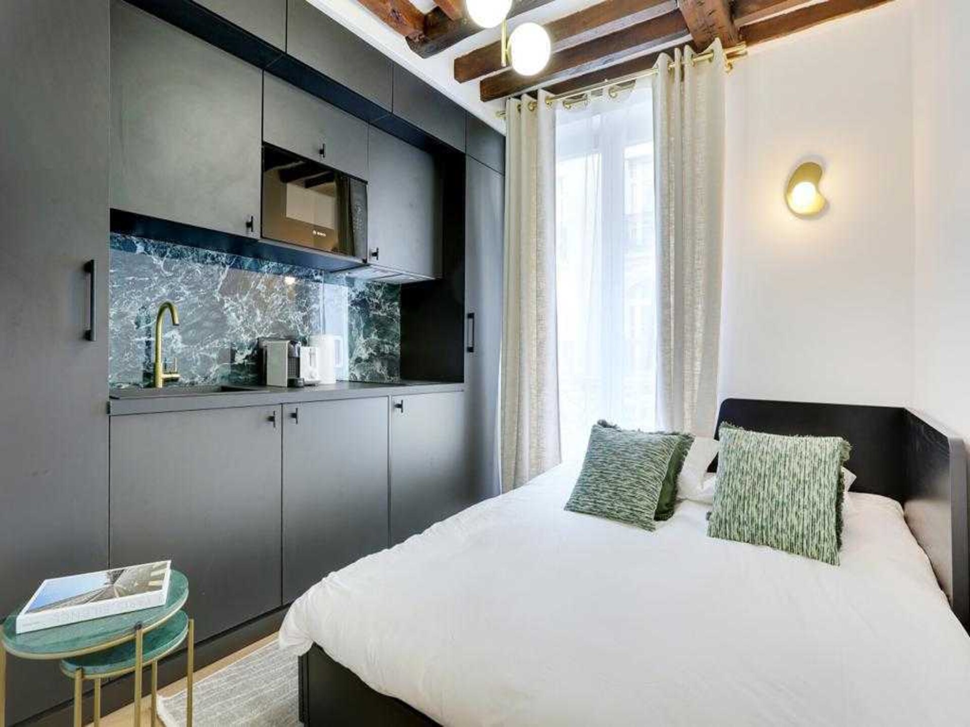 Compacte studio op toplocatie in het 16e arrondissement, vlakbij metro Ranelagh - foto 16