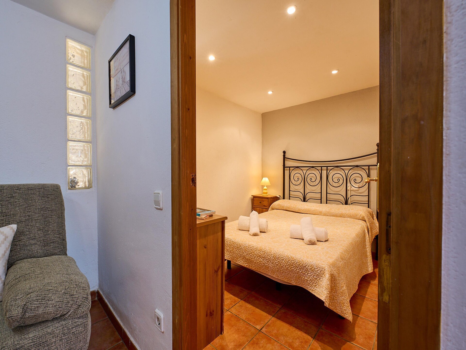 Ruime gezinsvilla met privézwembad en appartement nabij Lloret de Mar - foto 25