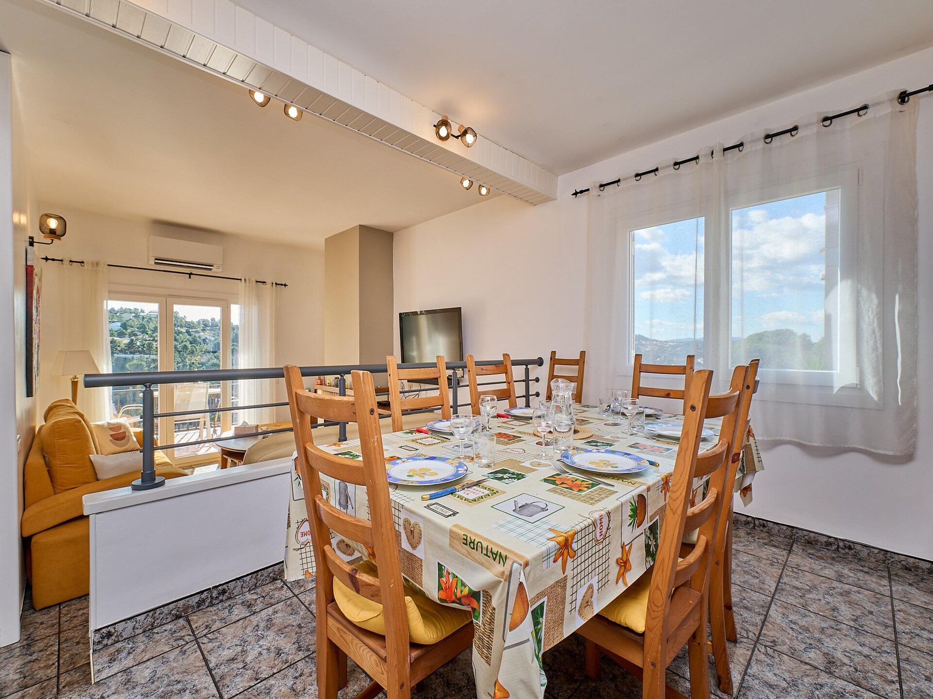 Ruime gezinsvilla met privézwembad en appartement nabij Lloret de Mar - foto 16