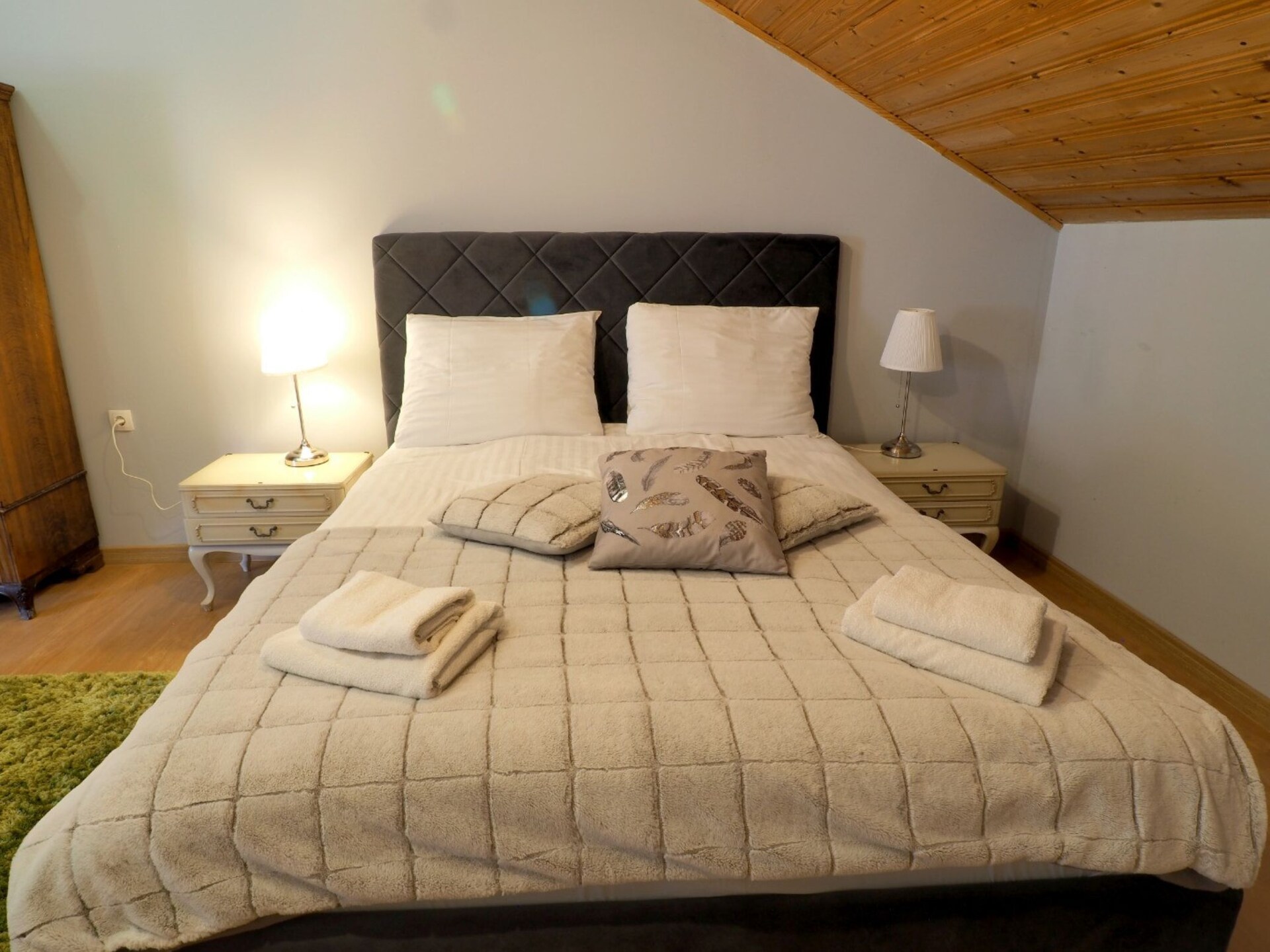 Apartments & Rooms Latin - Two Bedroom Apartment with Balcony and Garden View - foto 10