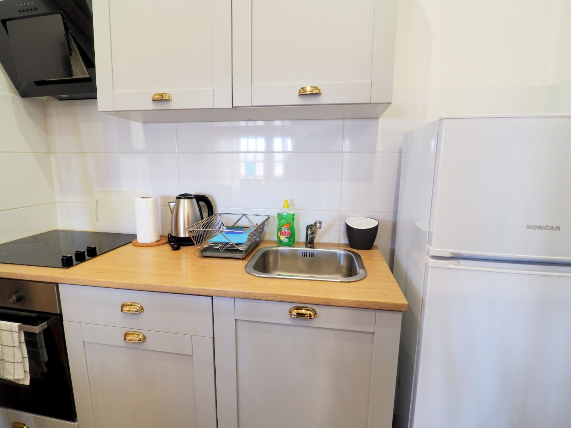 Apartments & Rooms Latin - Two Bedroom Apartment with Balcony and Garden View - foto 7