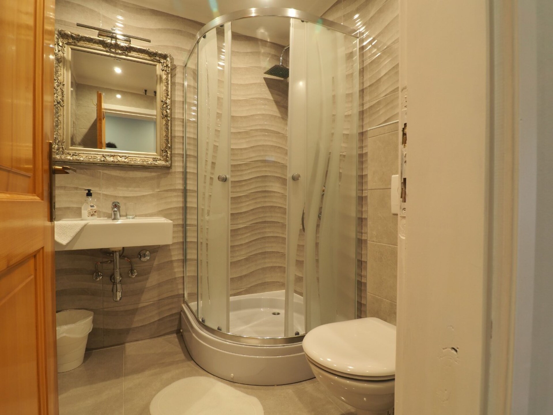 Apartments & Rooms Latin - Studio Apartment with Terrace - foto 12
