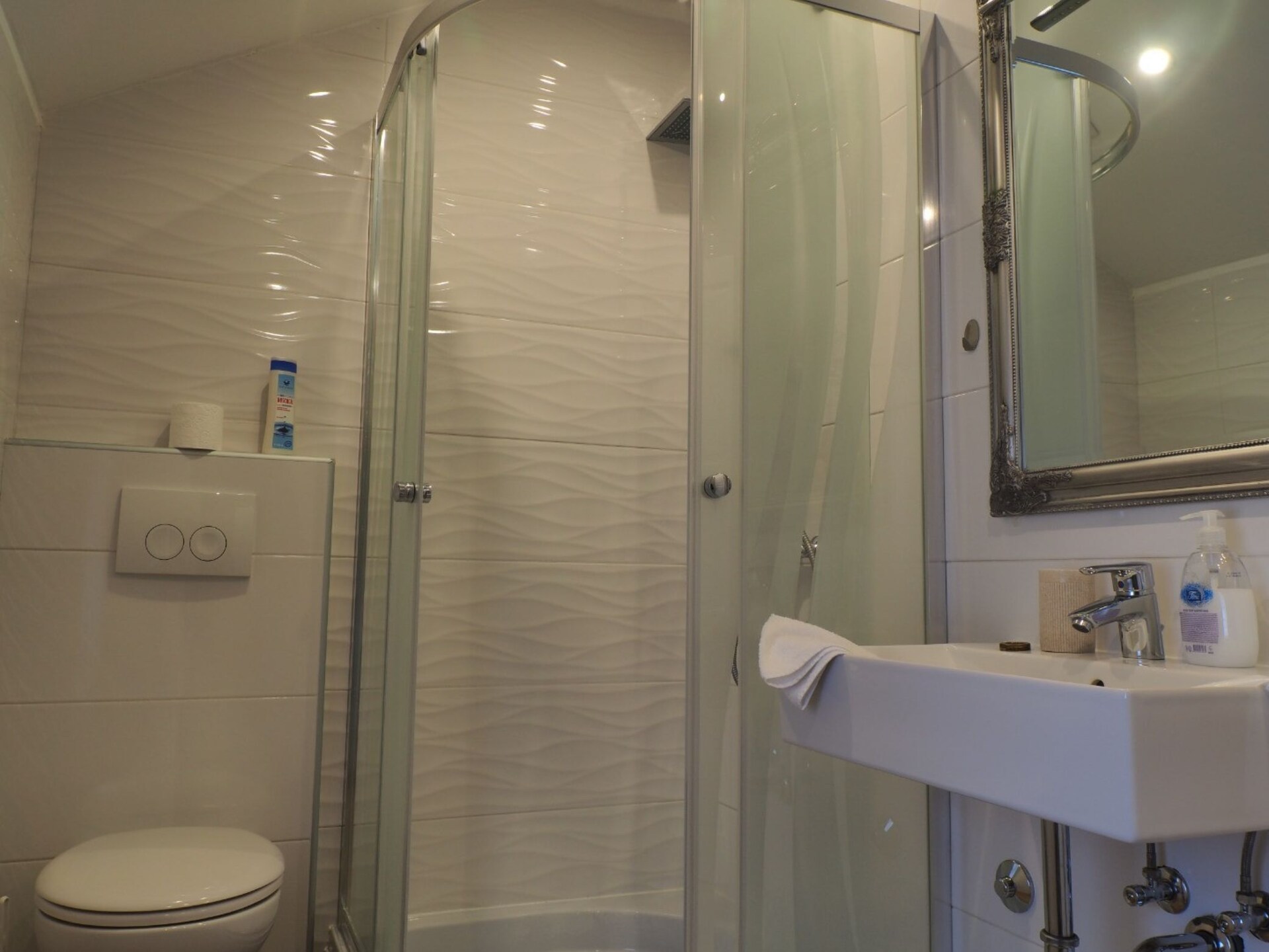 Apartments & Rooms Latin - Economy Double Room with Shared Bathroom - foto 6