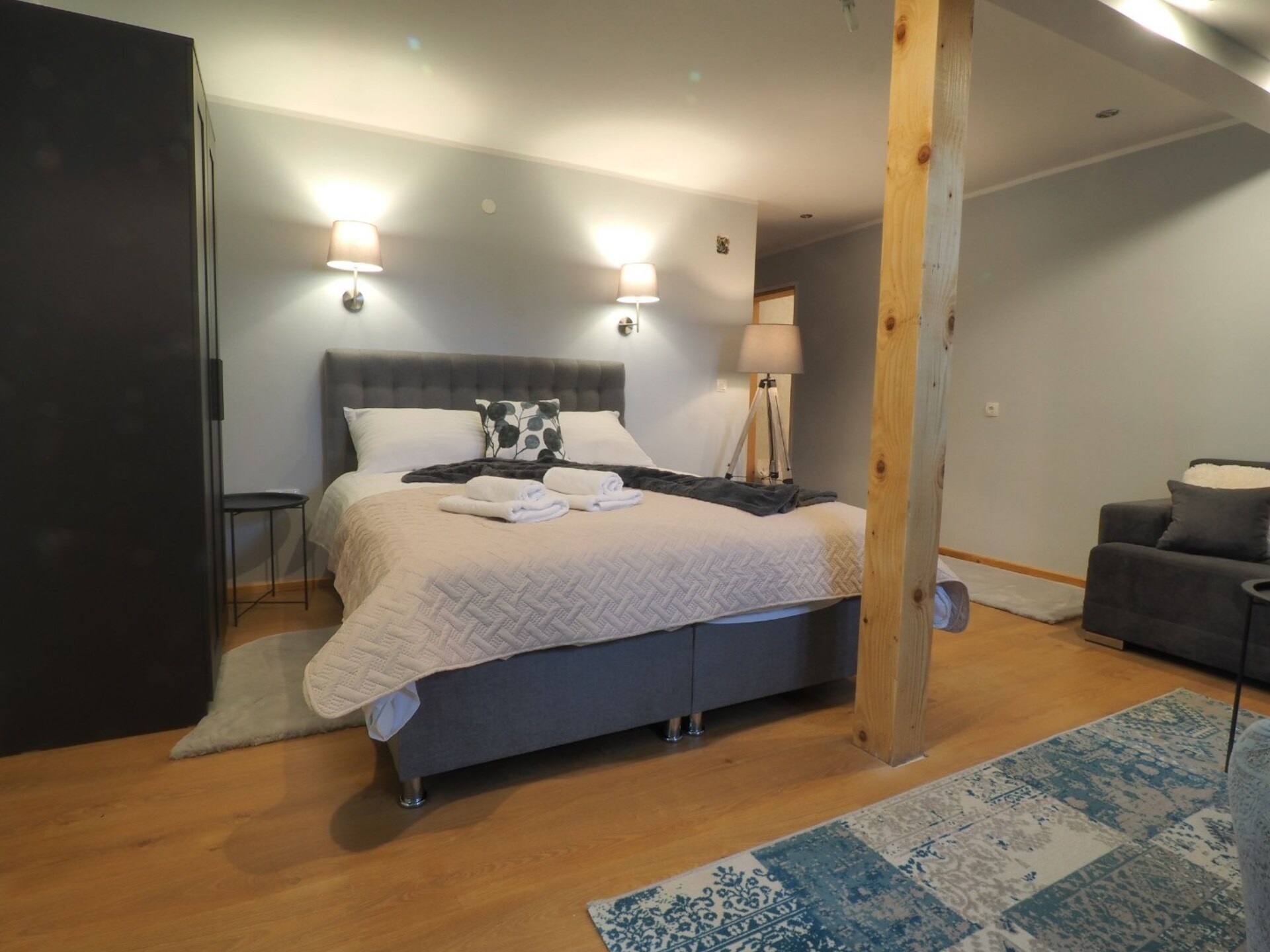 Apartments & Rooms Latin - Quadruple Room - foto 12