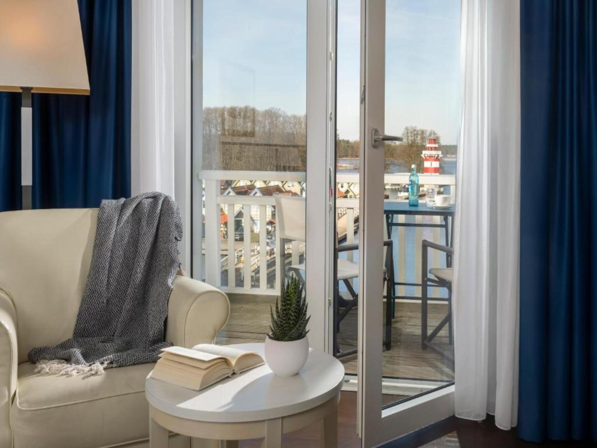 Luxe appartement met meerzicht en balkon in Rheinsberg - foto 15