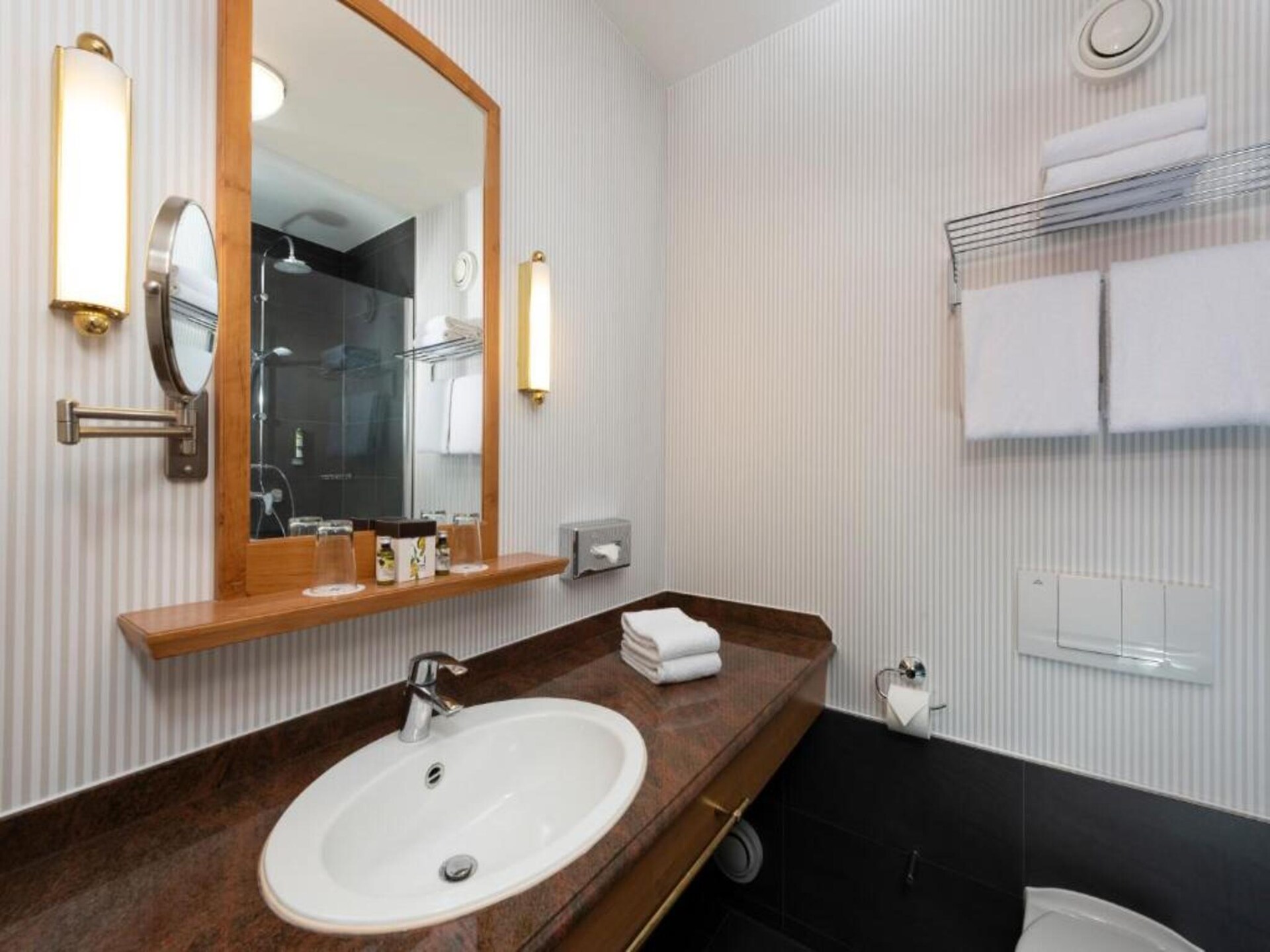 Ruime 2-slaapkamer suite voor 4 personen in resort op Rügen - foto 14