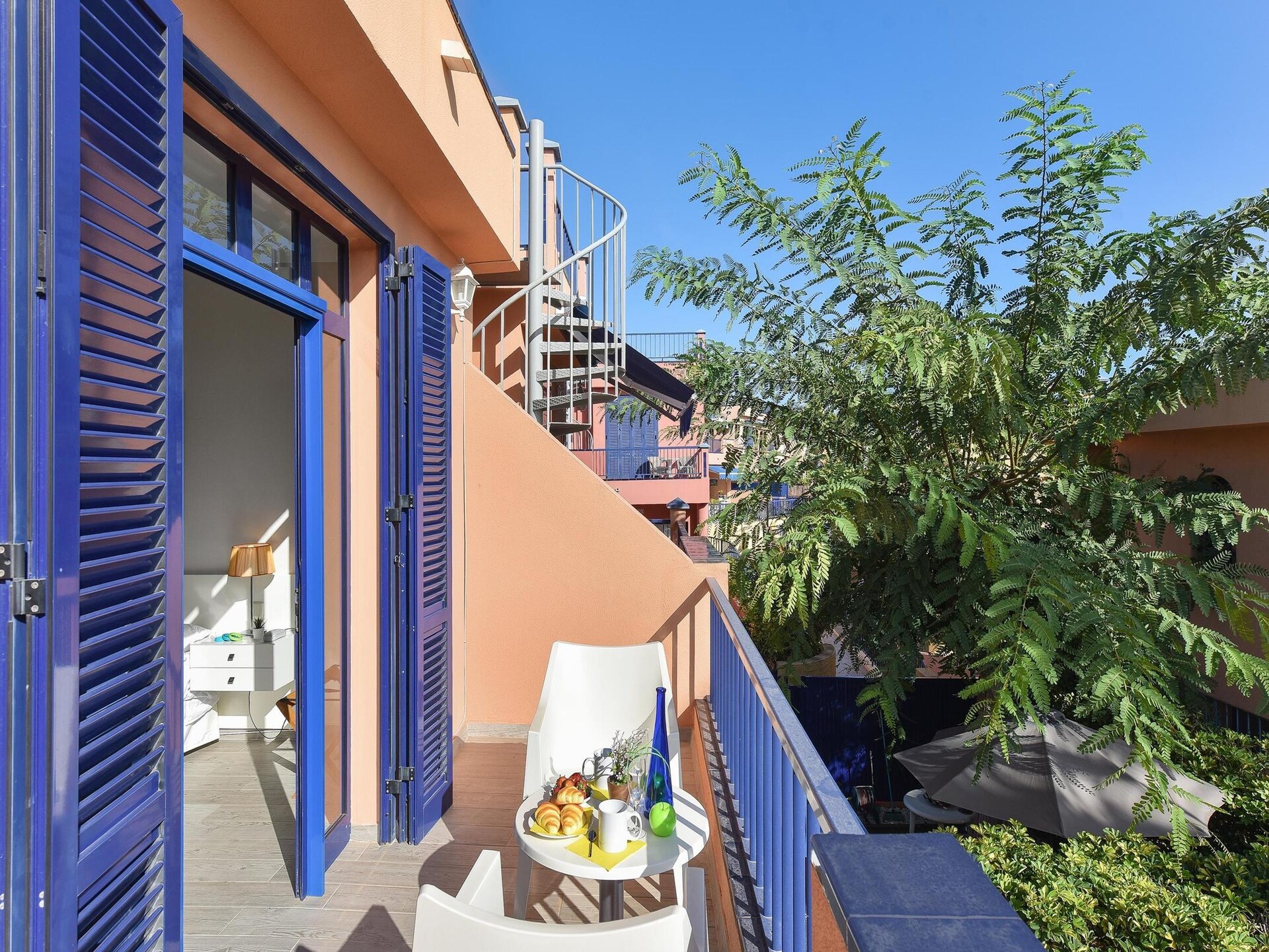 Duplexappartement met tuin en zwembad vlakbij strand Meloneras - foto 24