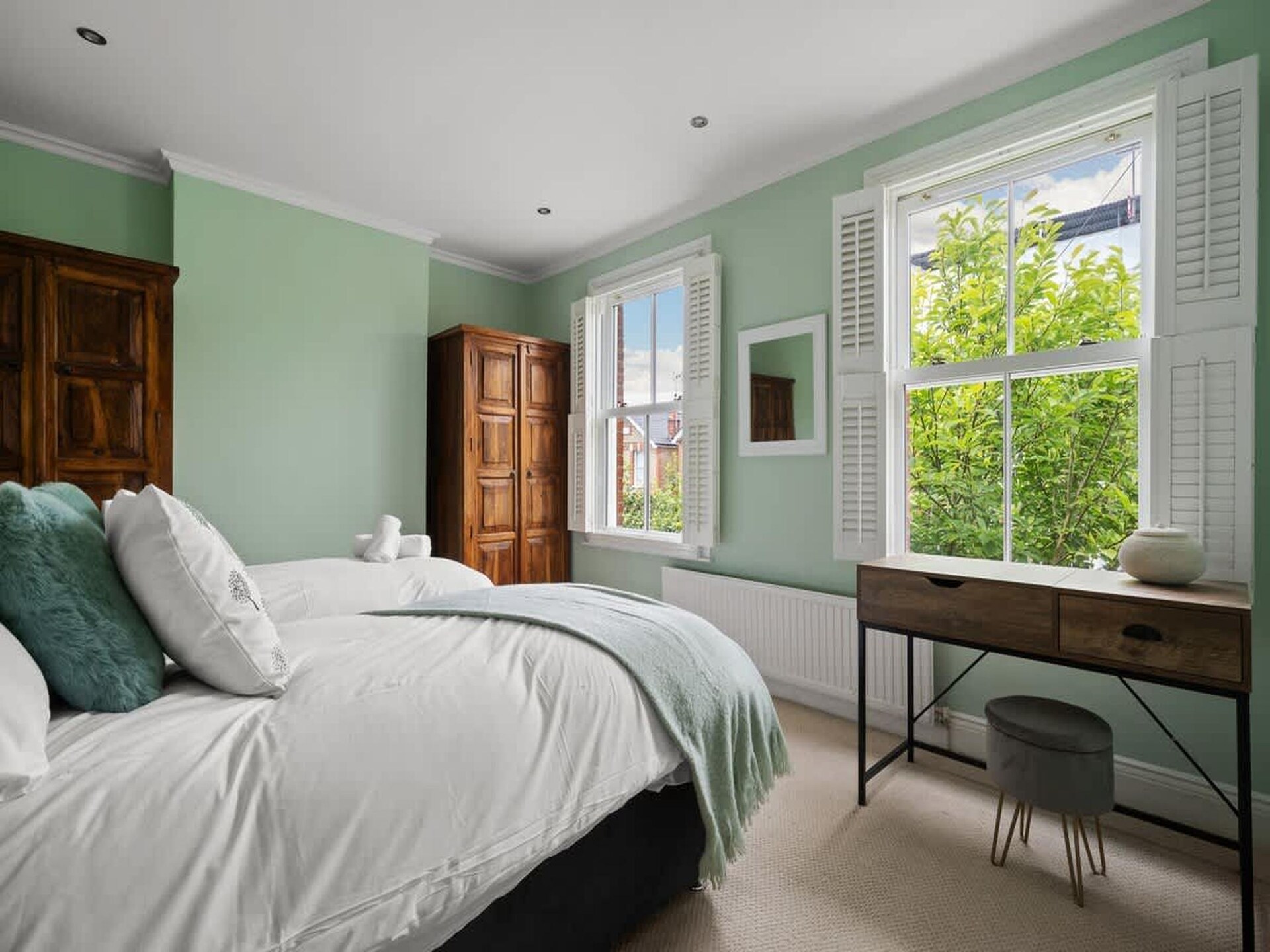 Ruim 3-slaapkamerappartement aan de Theems in Kingston upon Thames - foto 12