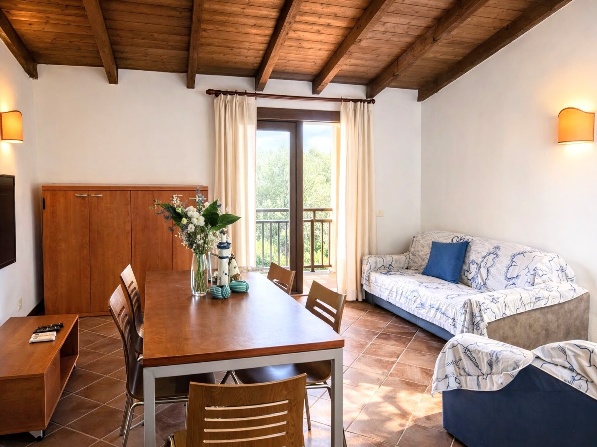 Licht appartement Il Mirto in Stintino met balkon - foto 8