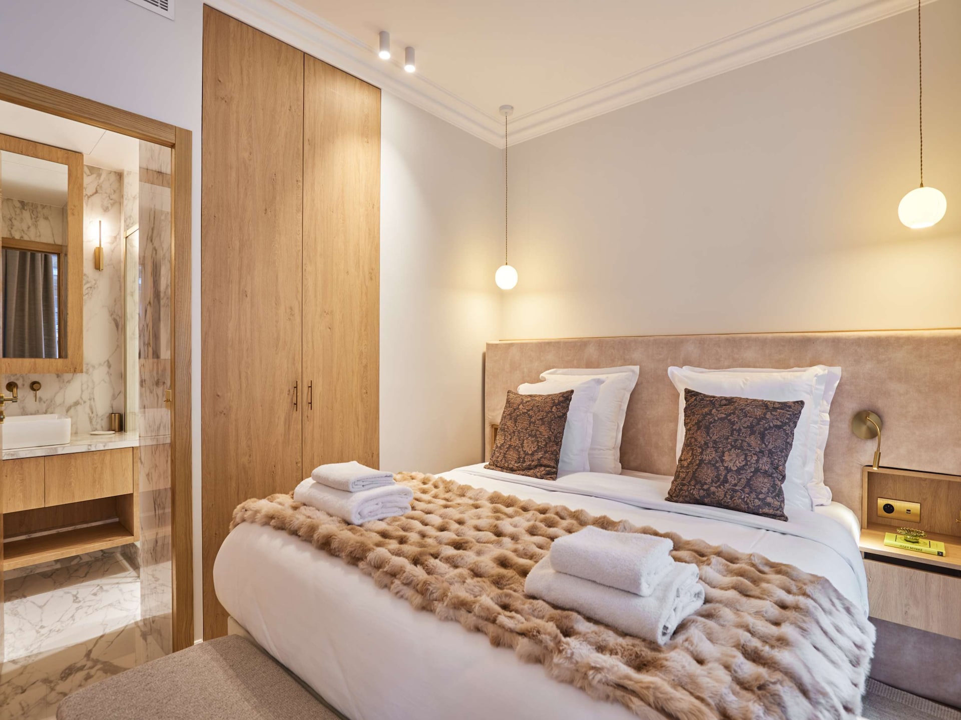 Luxe appartement vlakbij Arc de Triomphe en Champs-Élysées - foto 14