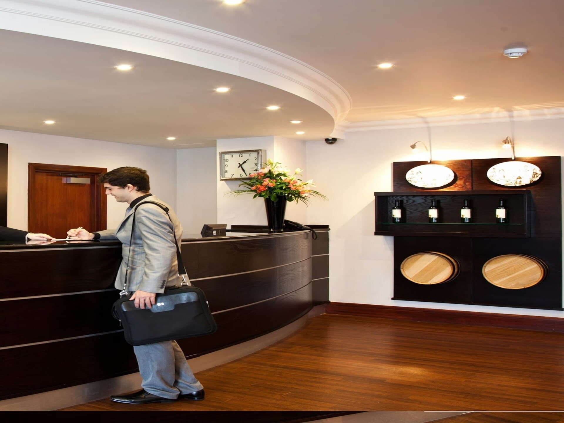Comfortabele kamer in charmant hotel met tuinen nabij Londen - foto 18