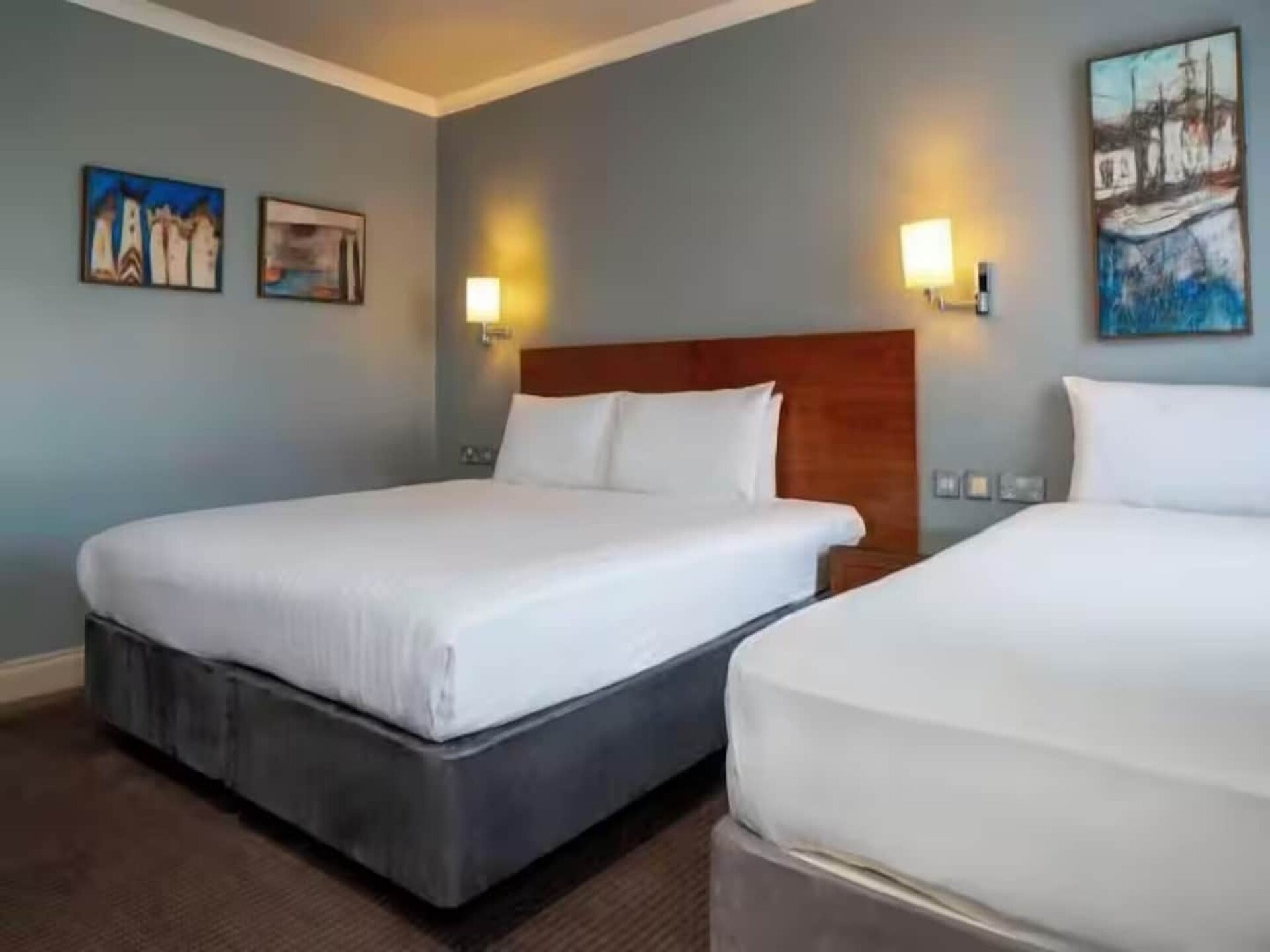 Comfortabele familiekamer voor 4 in Zuid-Londen met snelle treinverbinding - foto 12