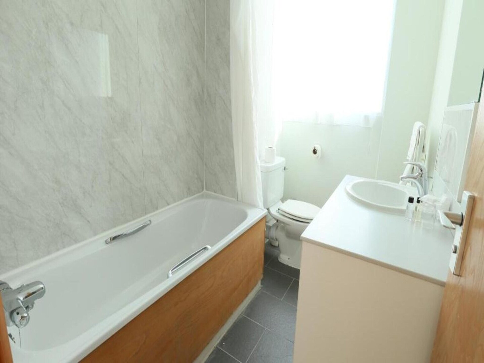 Stijlvol pension in het historische centrum van Cardiff · 19 m² - foto 14
