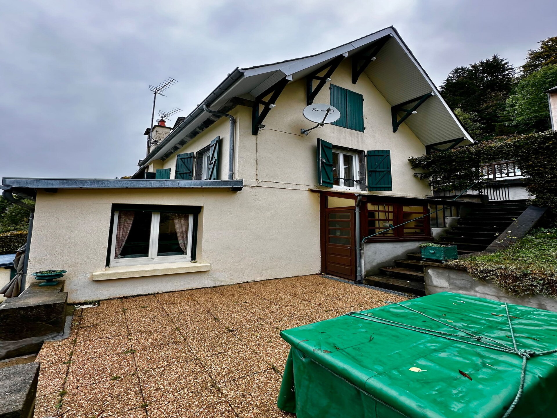 Ruim vrijstaand huis voor 10 personen in Mont-Dore met privétuin en BBQ - foto 1