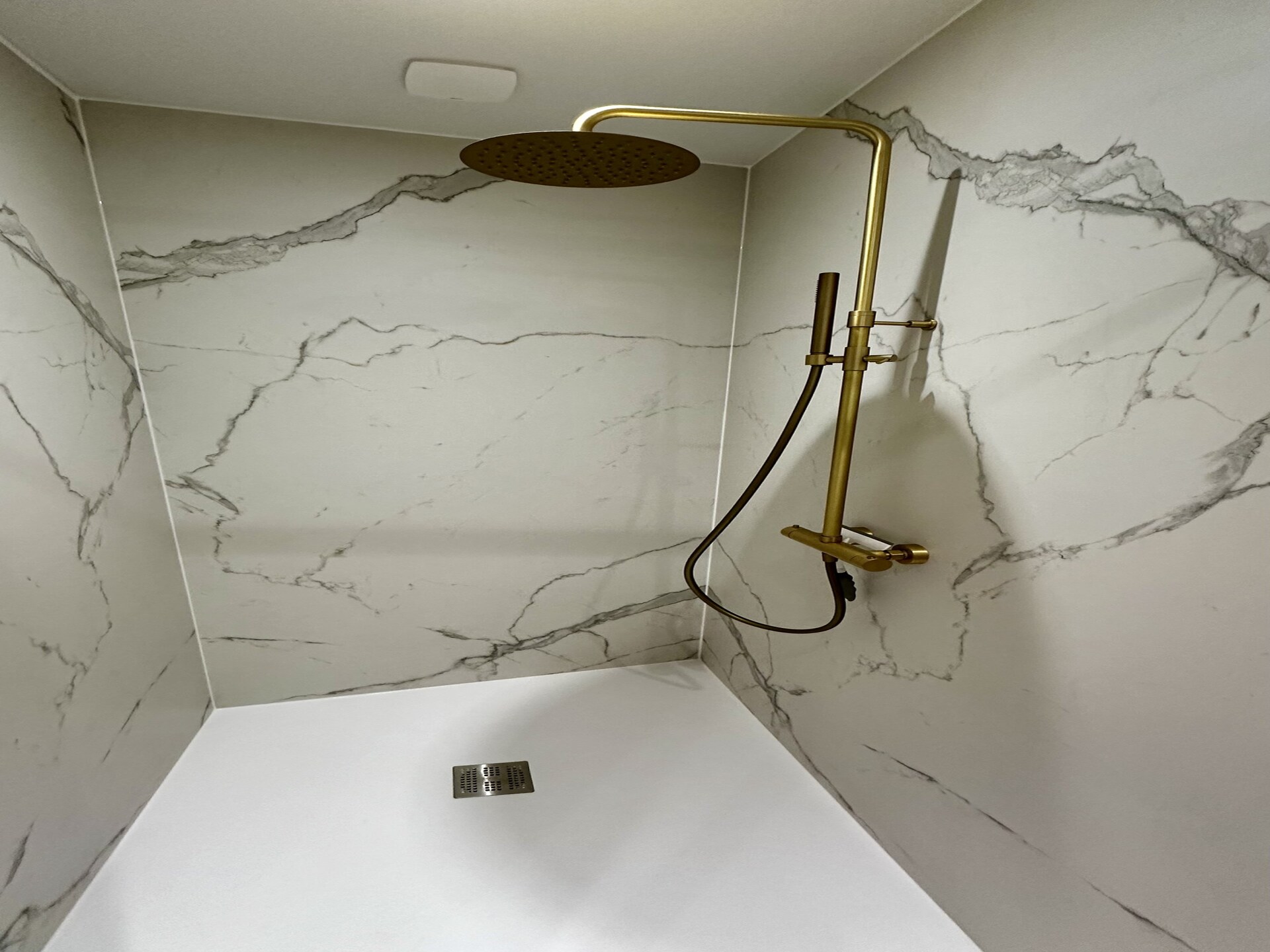Stijlvol gerenoveerd appartement in het hart van Mont-Dore, vlakbij de pistes - foto 17