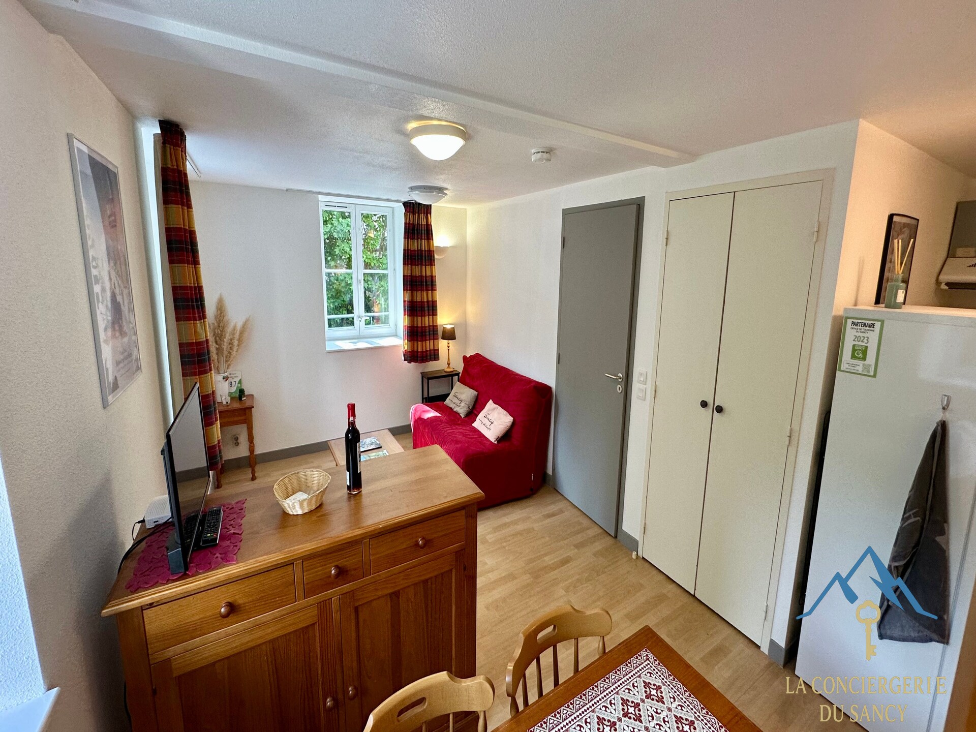 Licht appartement aan de Dordogne in La Bourboule, vlakbij het centrum - foto 8