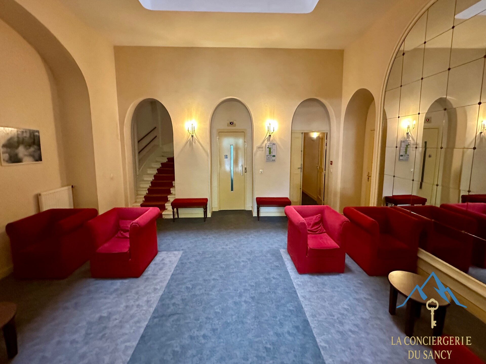 Licht appartement aan de Dordogne in La Bourboule, vlakbij het centrum - foto 6