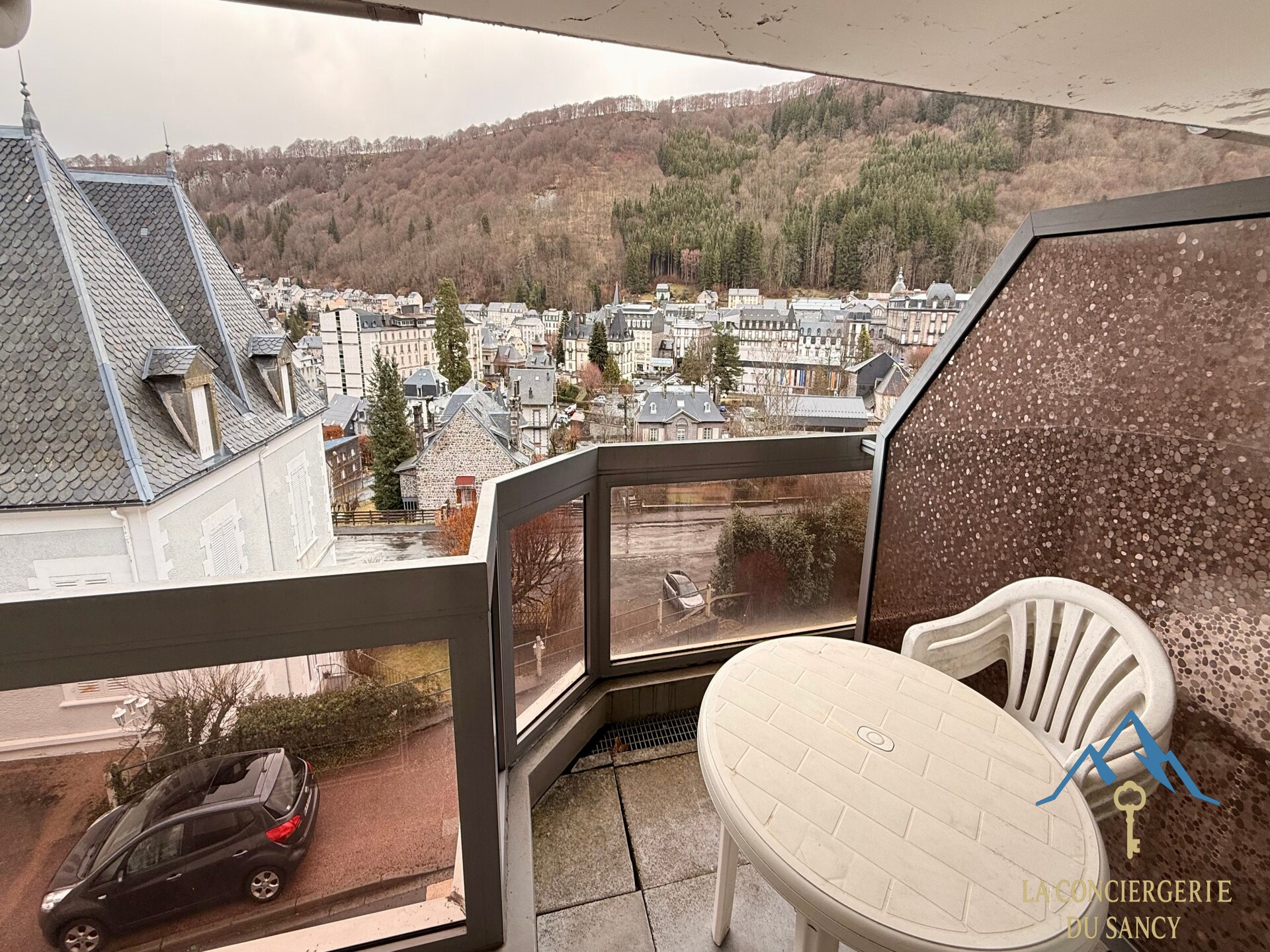 Studio met balkon in Mont-Dore, vlakbij thermale baden en op 4 km van de pistes - foto 3
