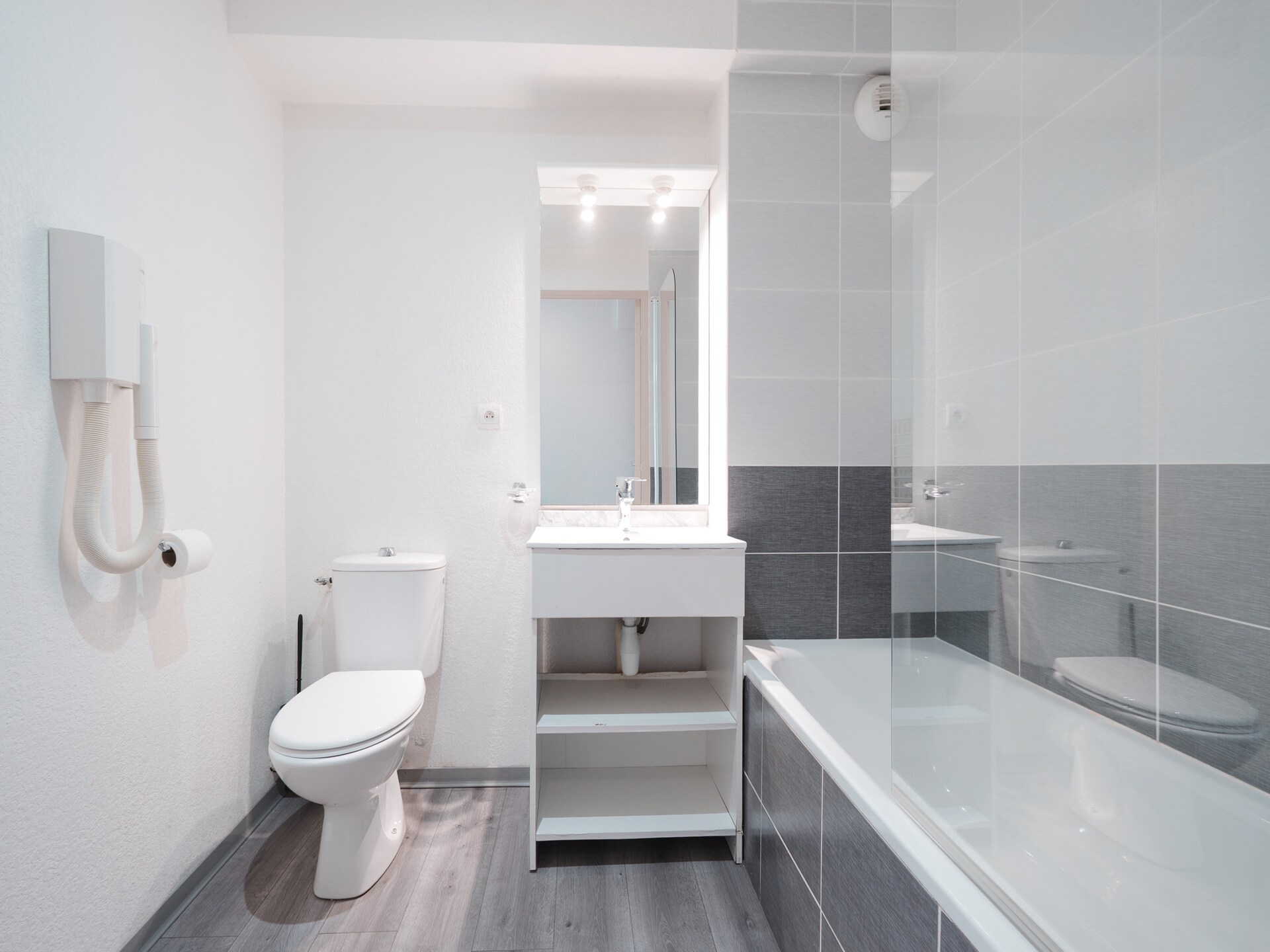 Licht studio-appartement met zwembad op 1 km van het strand in Agde - foto 7