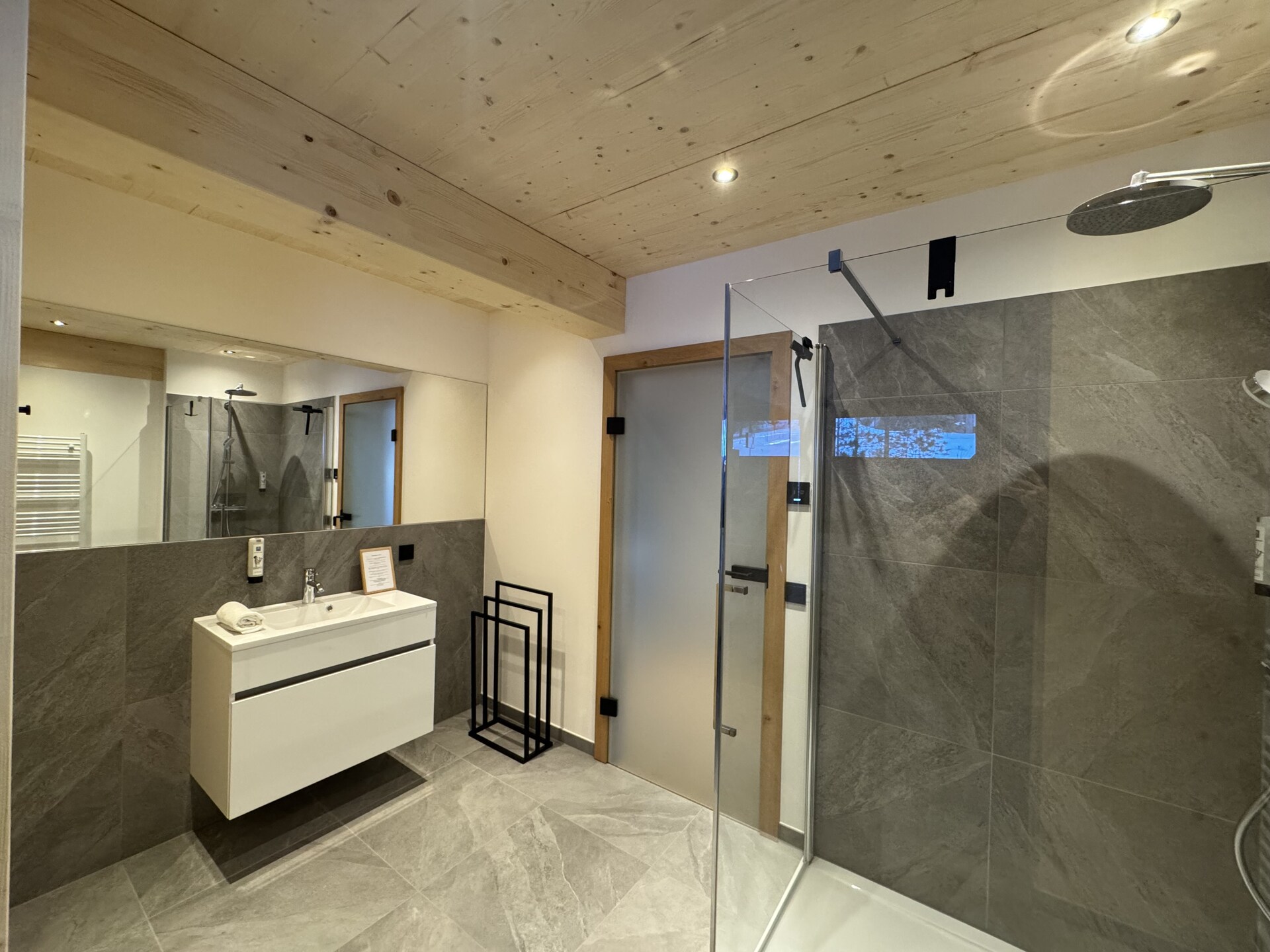 Ruim natuurchalet voor 8 met sauna en jacuzzi op de Turracher Höhe - foto 21