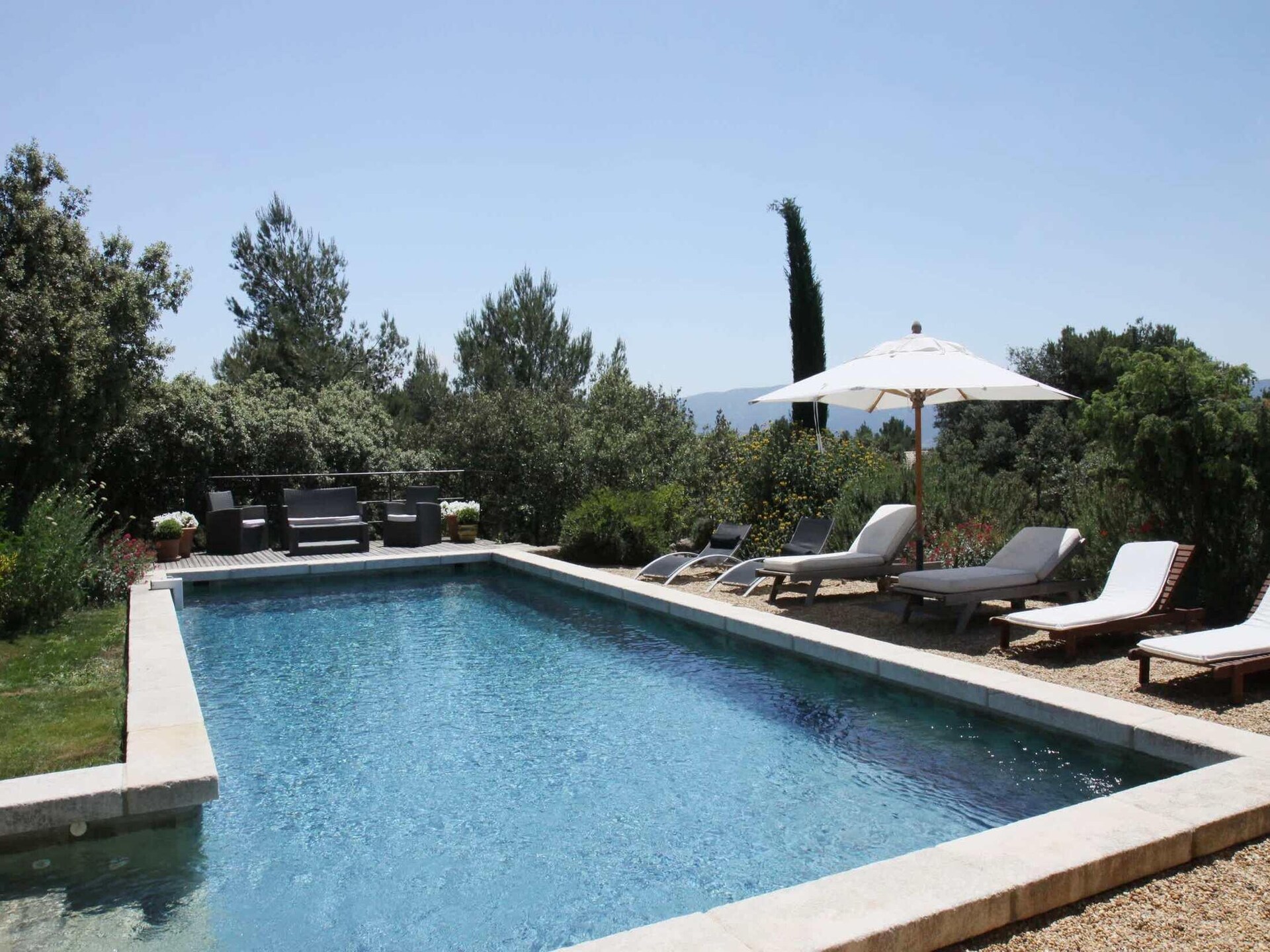 Ruime villa met privézwembad en 4000 m² tuin in Cabrières-d'Avignon - foto 9