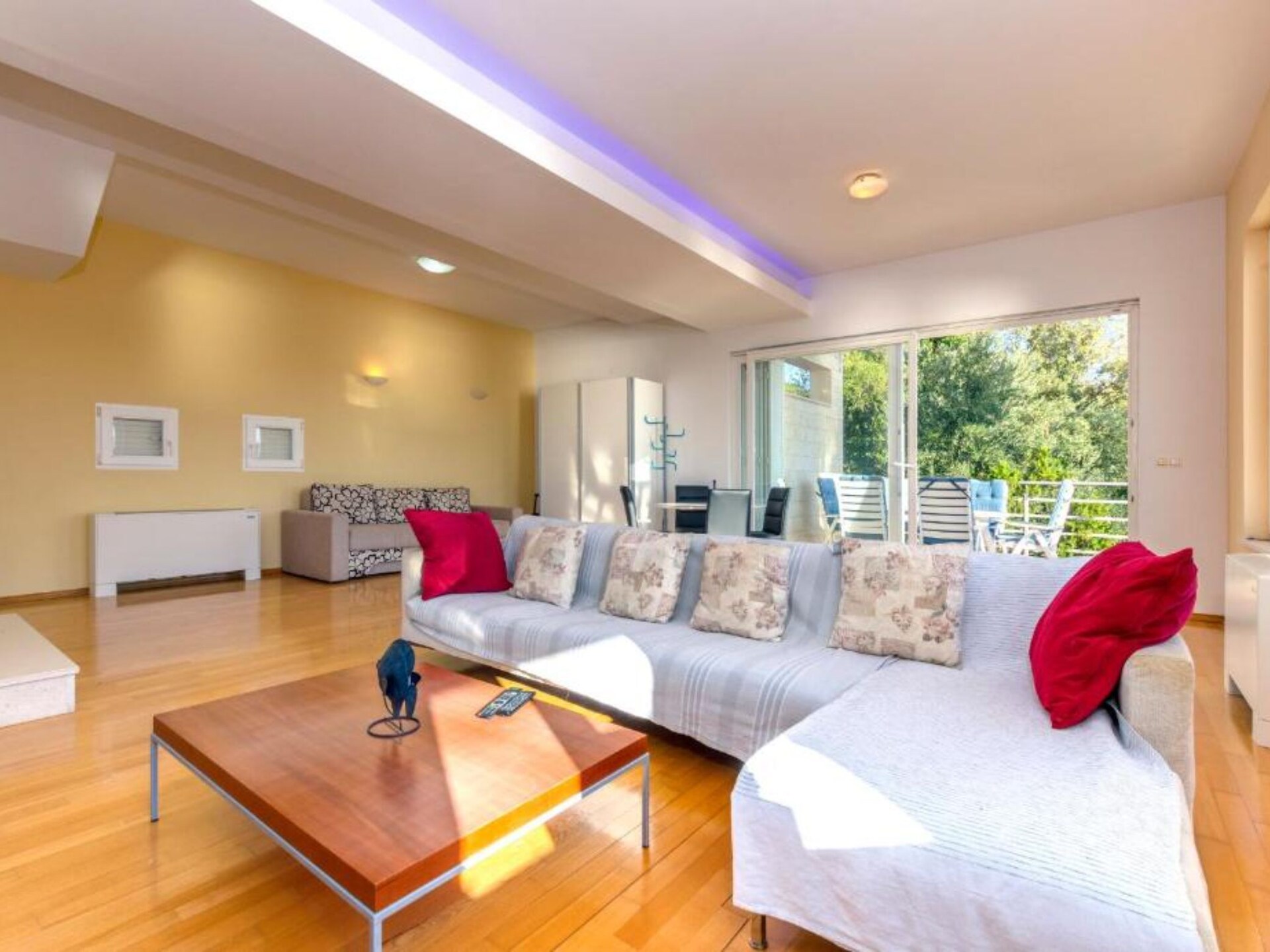 Spacious Villa Radevenjić with Outdoor Pool - Seven Bedroom Villa with Outdoor Pool - foto 4