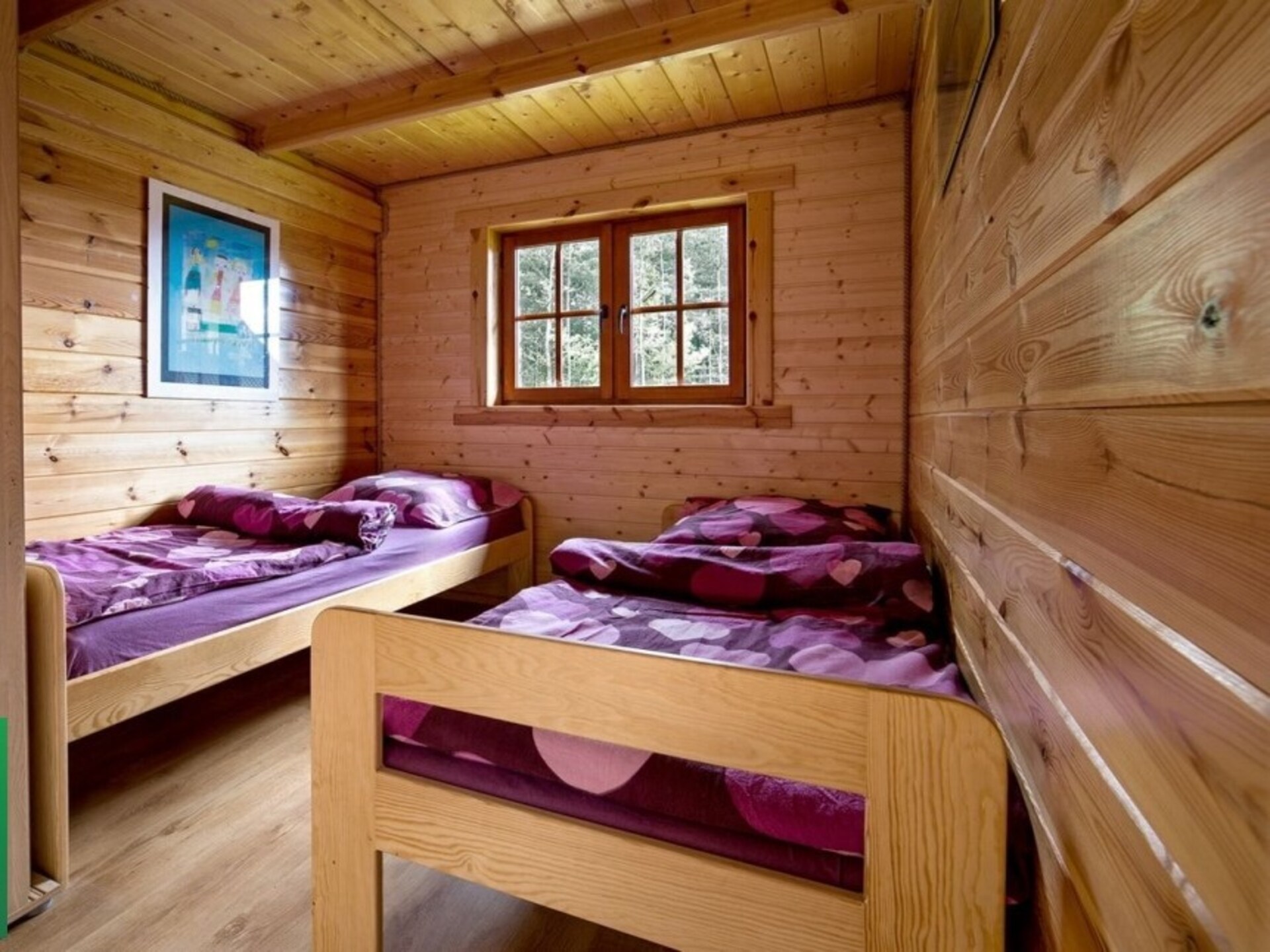 Knus vakantiehuis voor 4 op een groen park, 350 meter van het meer in Kasjoebië - foto 6