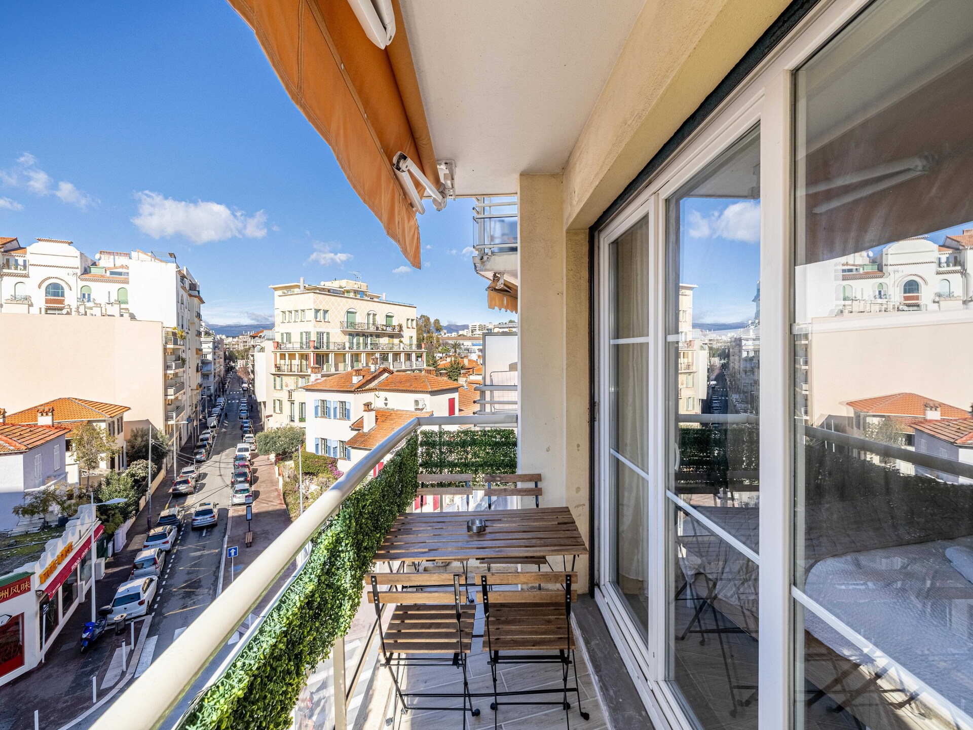 Licht en gezellig appartement voor 2 personen in Antibes - foto 17