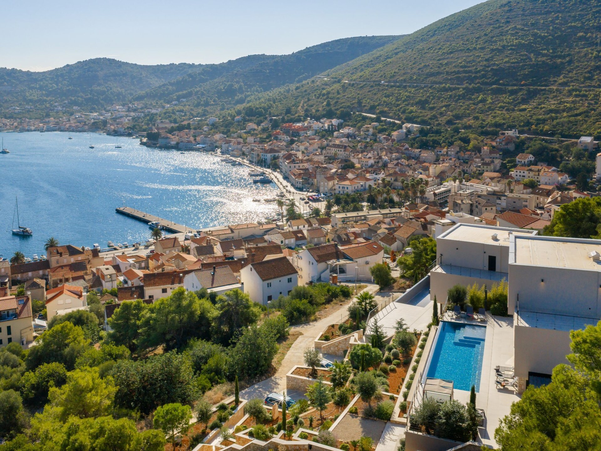 Breathtaking Villa  Vis Five Bedroom Villa with the Pool - foto 62