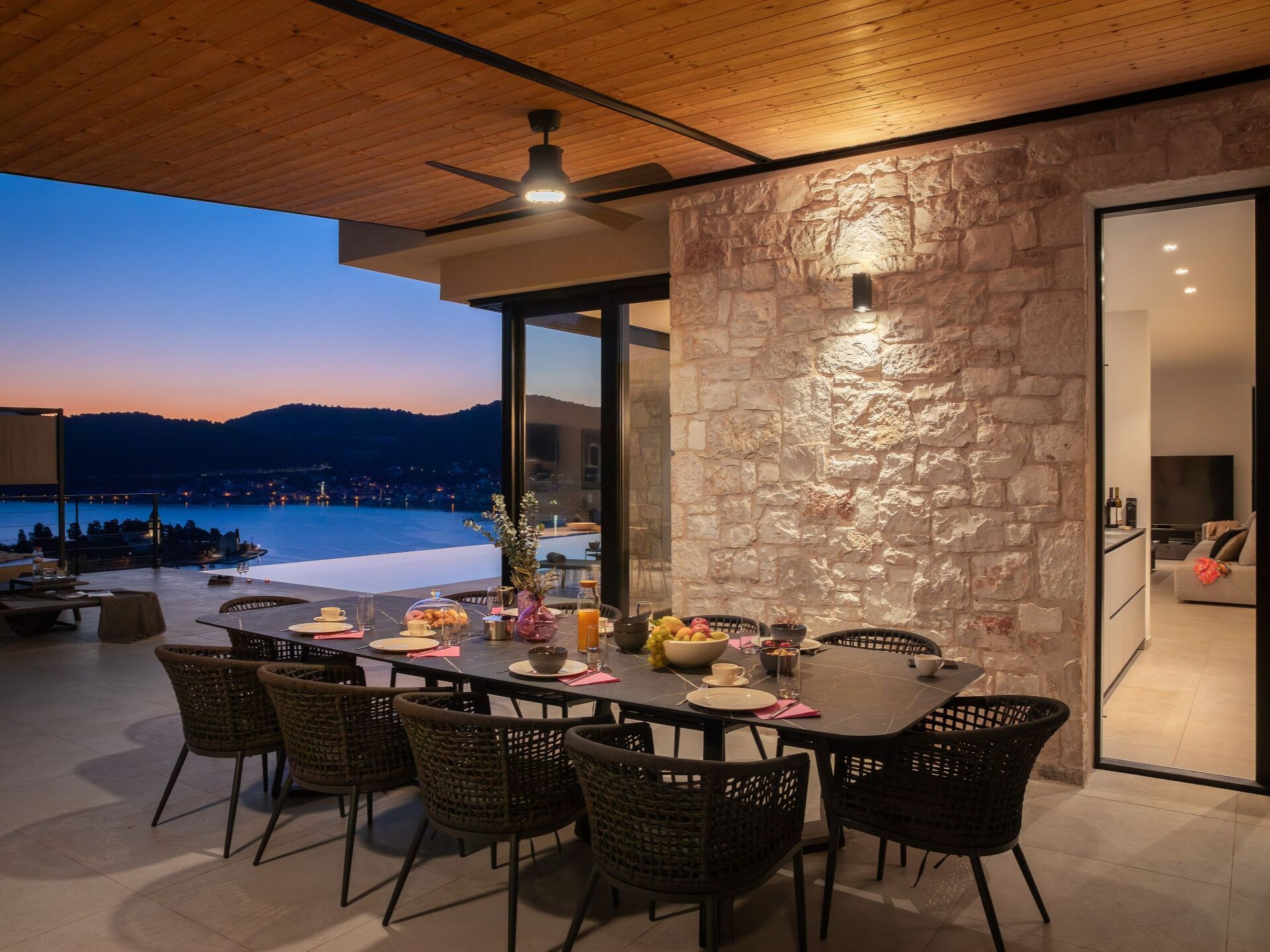 Breathtaking Villa  Vis Five Bedroom Villa with the Pool - foto 107