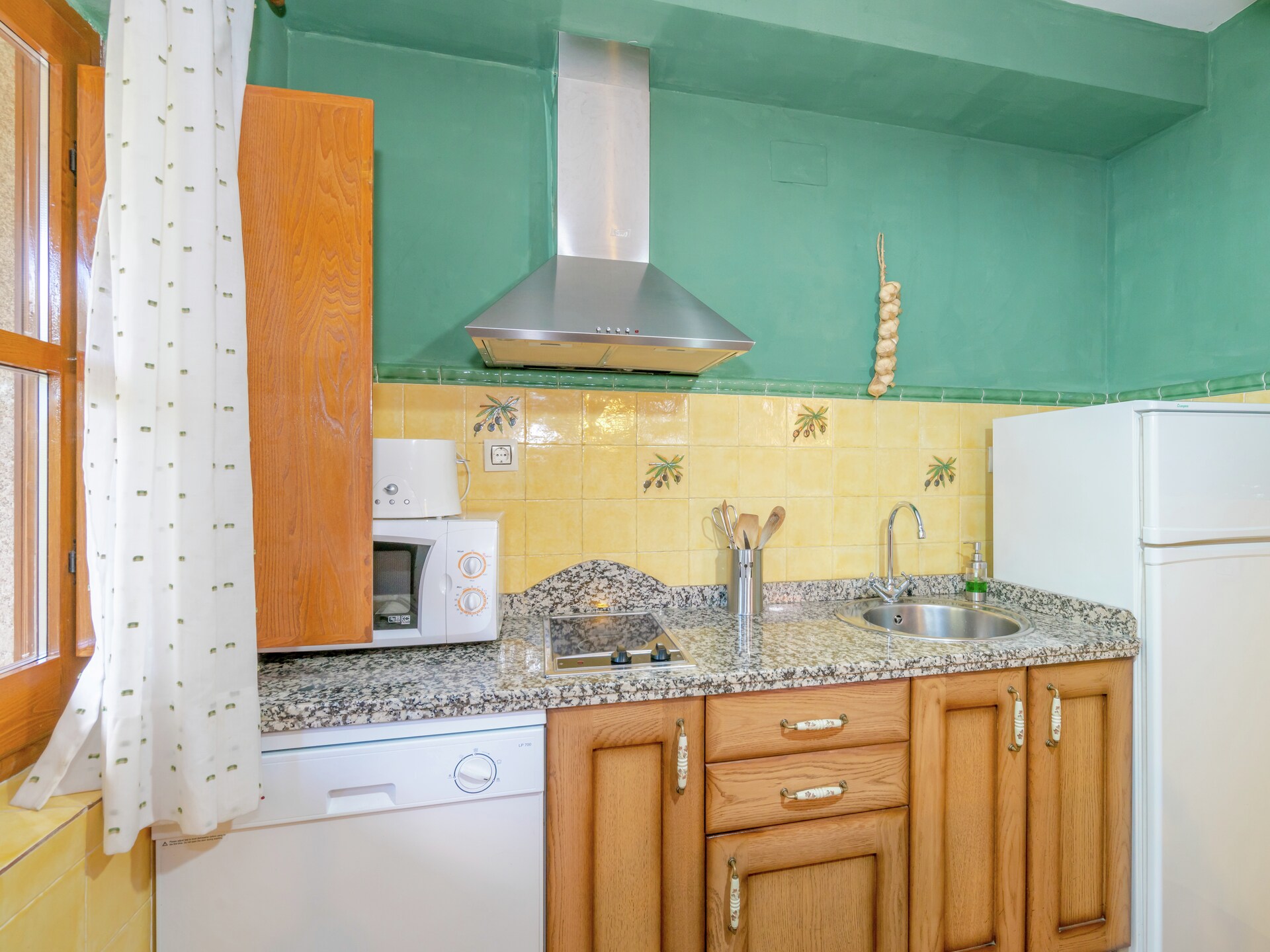 Op 1,0 km van het centrum: ruim vakantiehuis in Casas del Monte - foto 8