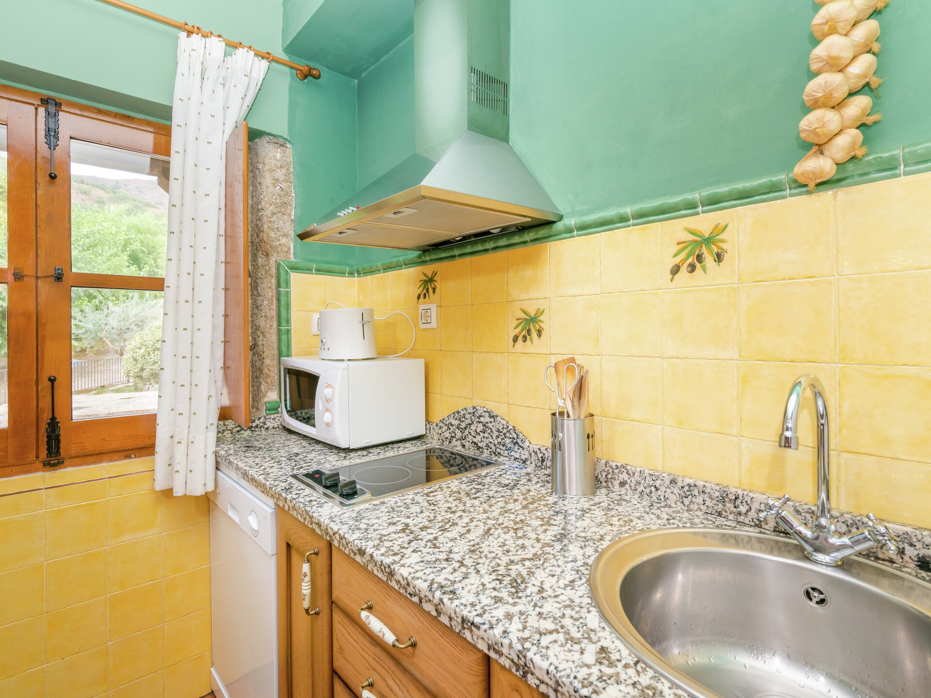 Op 1,0 km van het centrum: ruim vakantiehuis in Casas del Monte - foto 9
