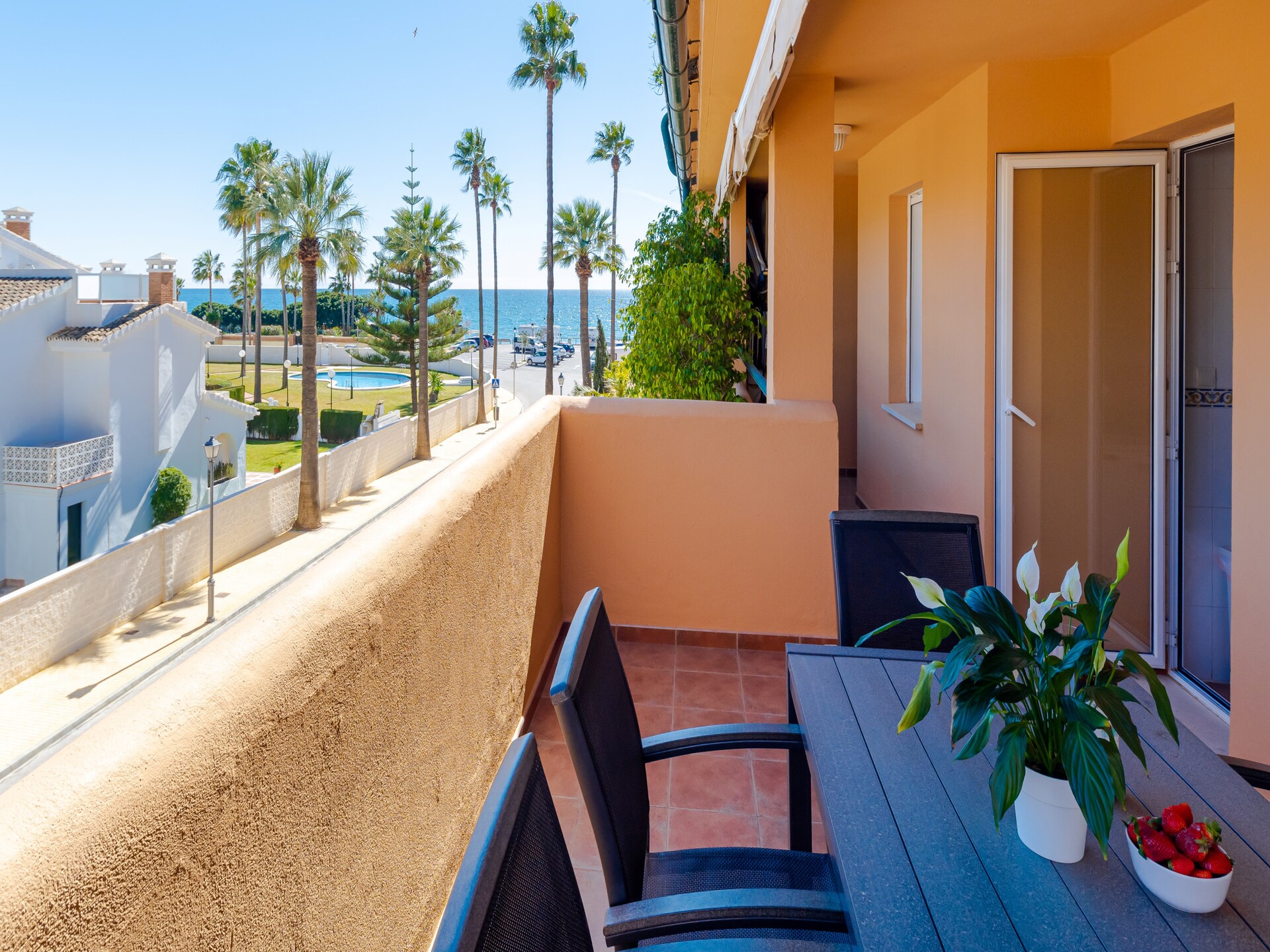 Licht appartement op 80 meter van het strand in Marbella - foto 5