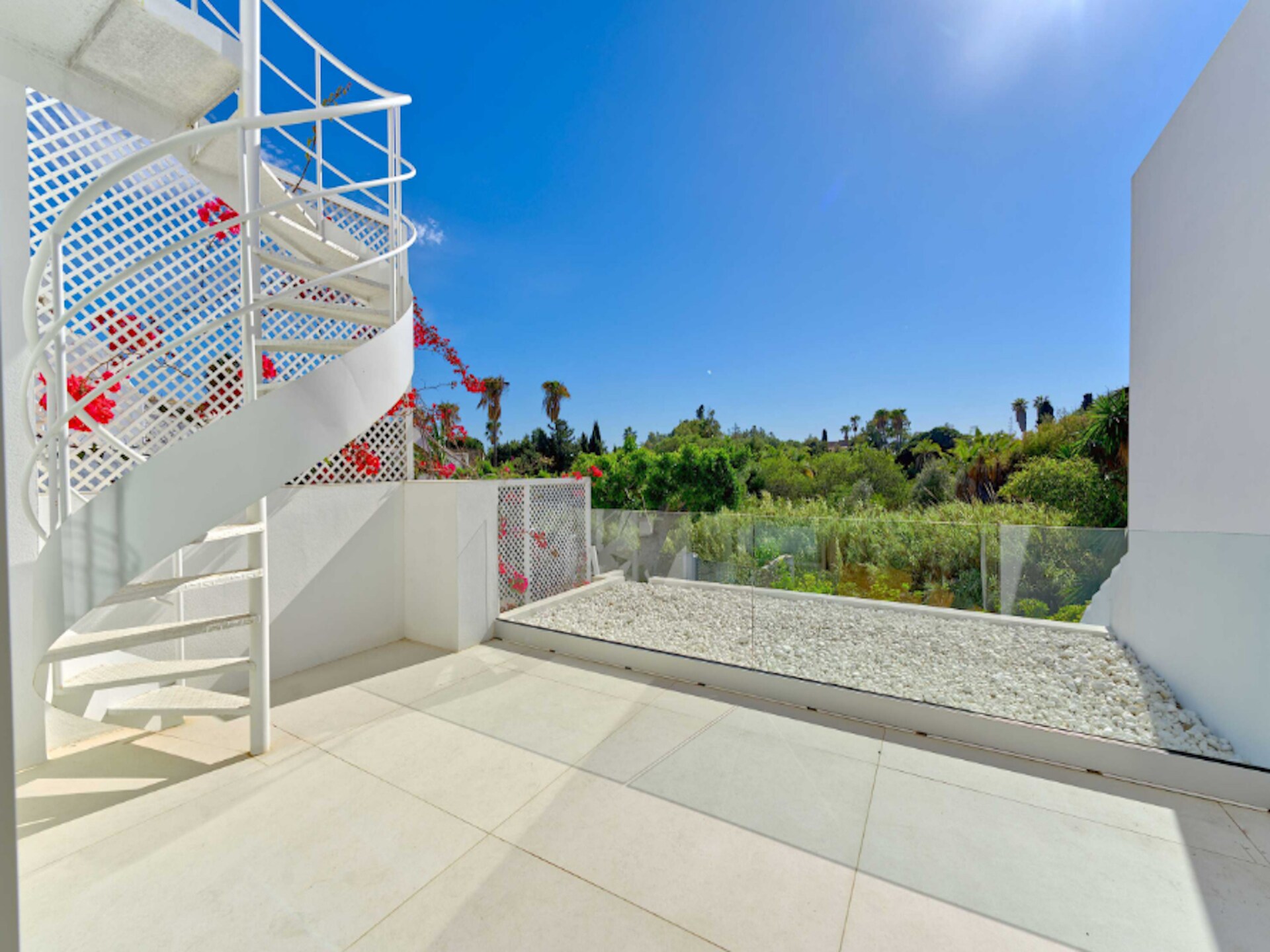 Stijlvolle villa met zwembad, jacuzzi en sauna bij Puerto Banús - foto 32