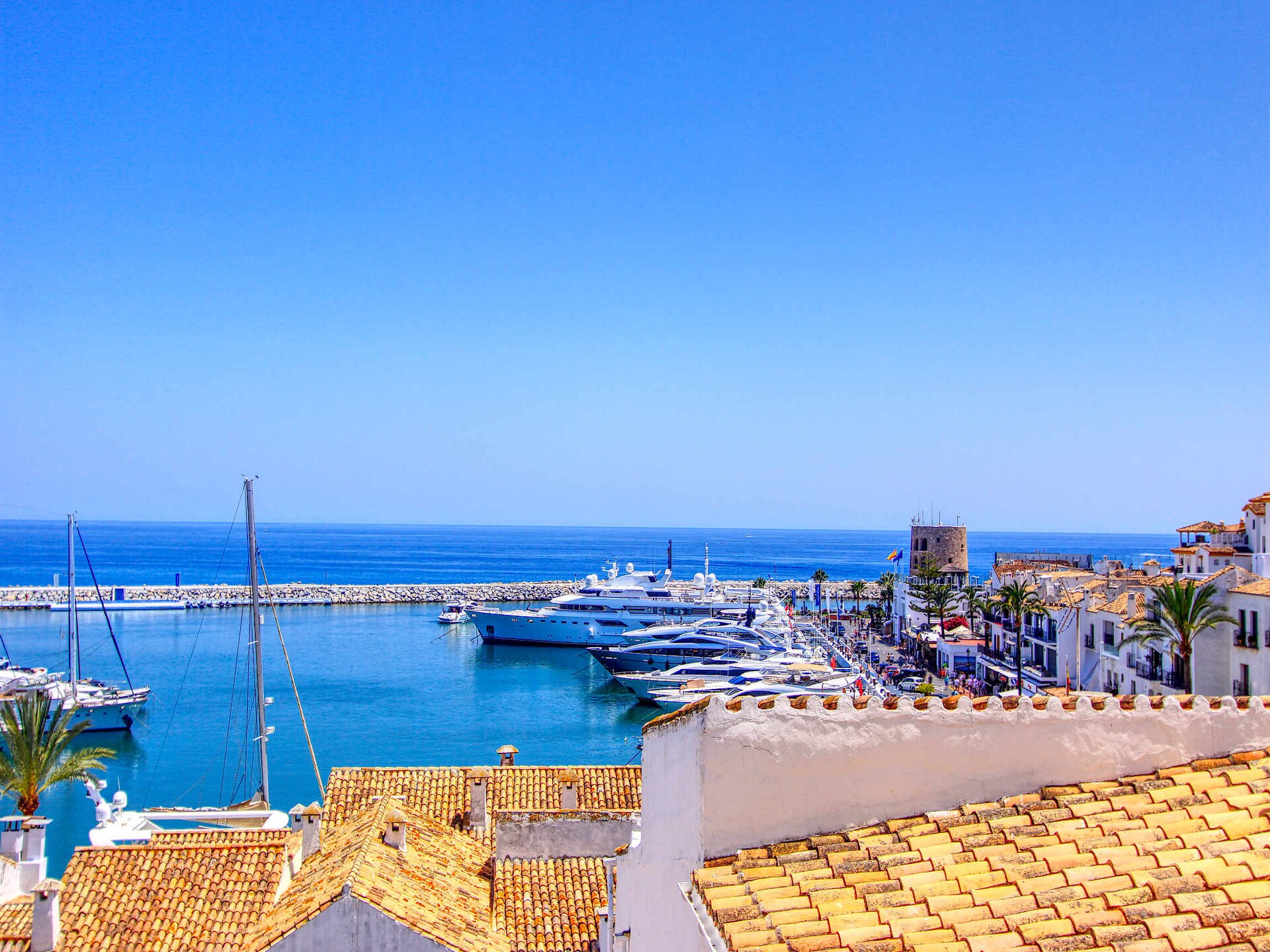 Frontline Puerto Banús: luxe appartement met zeezicht en jachthaven op 250m - foto 21