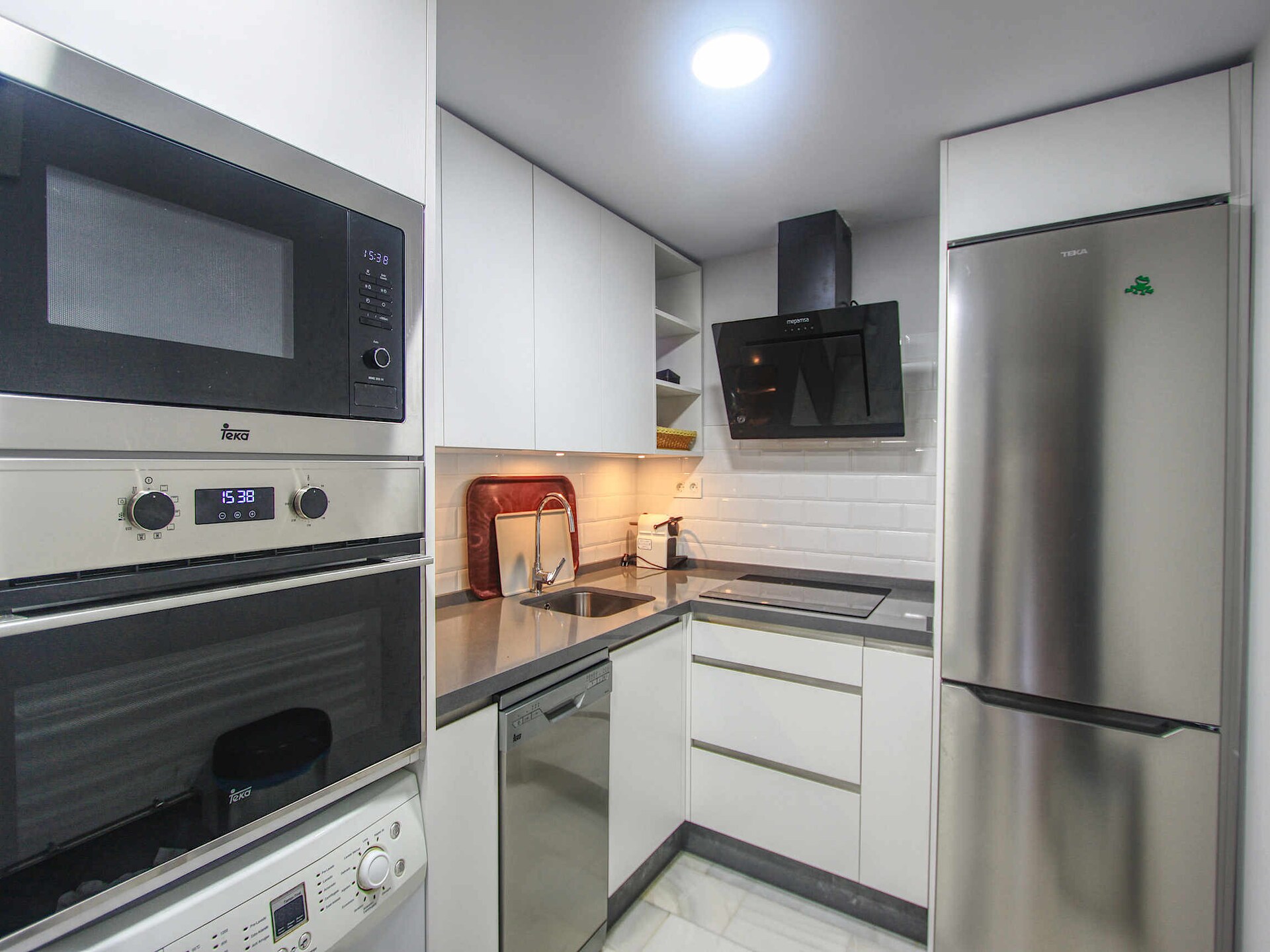 Frontline Puerto Banús: luxe appartement met zeezicht en jachthaven op 250m - foto 14